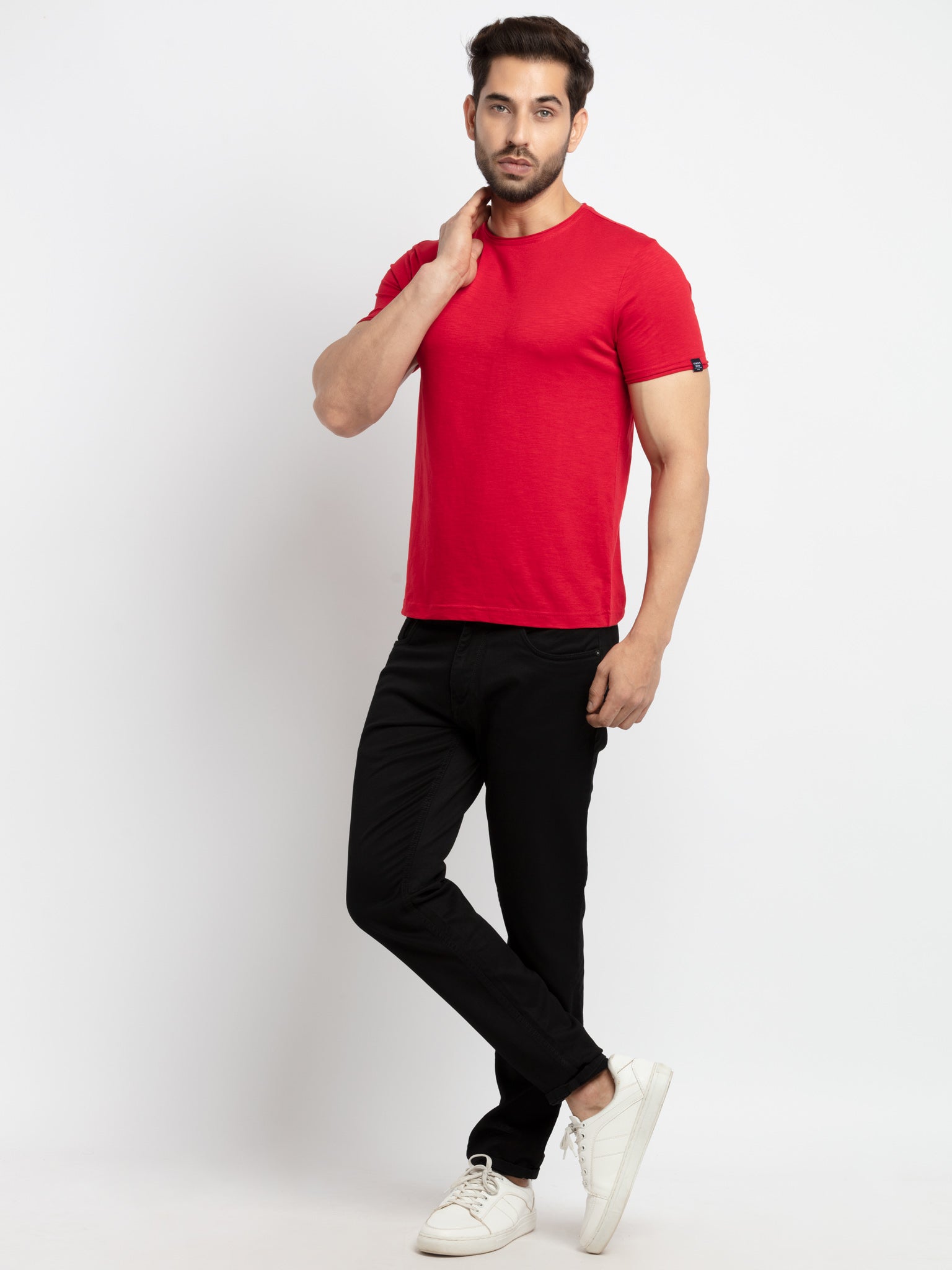 Mens Basic Taperd Fit Round Neck T-Shirt