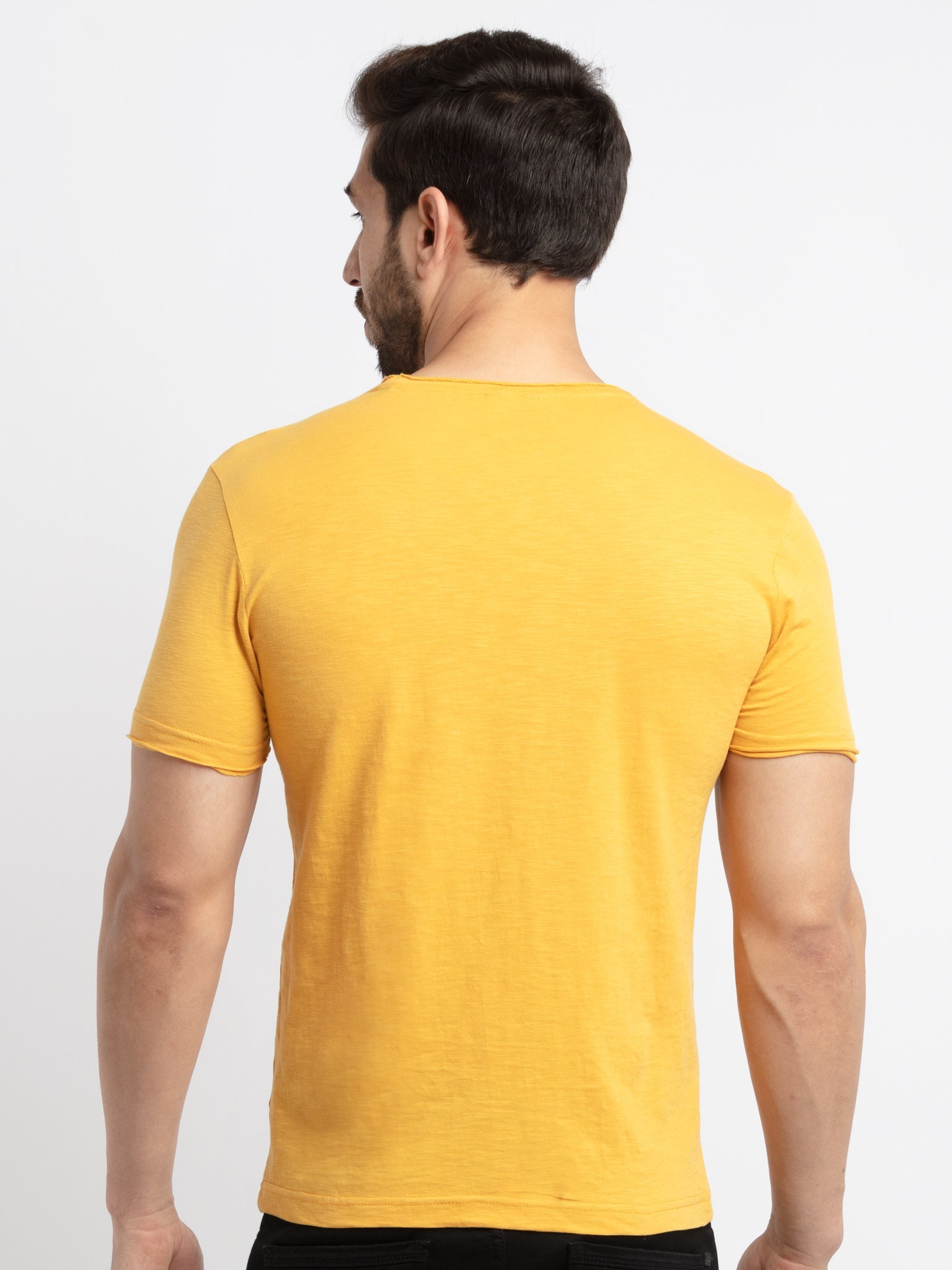 Mens Basic Taperd Fit Round Neck T-Shirt