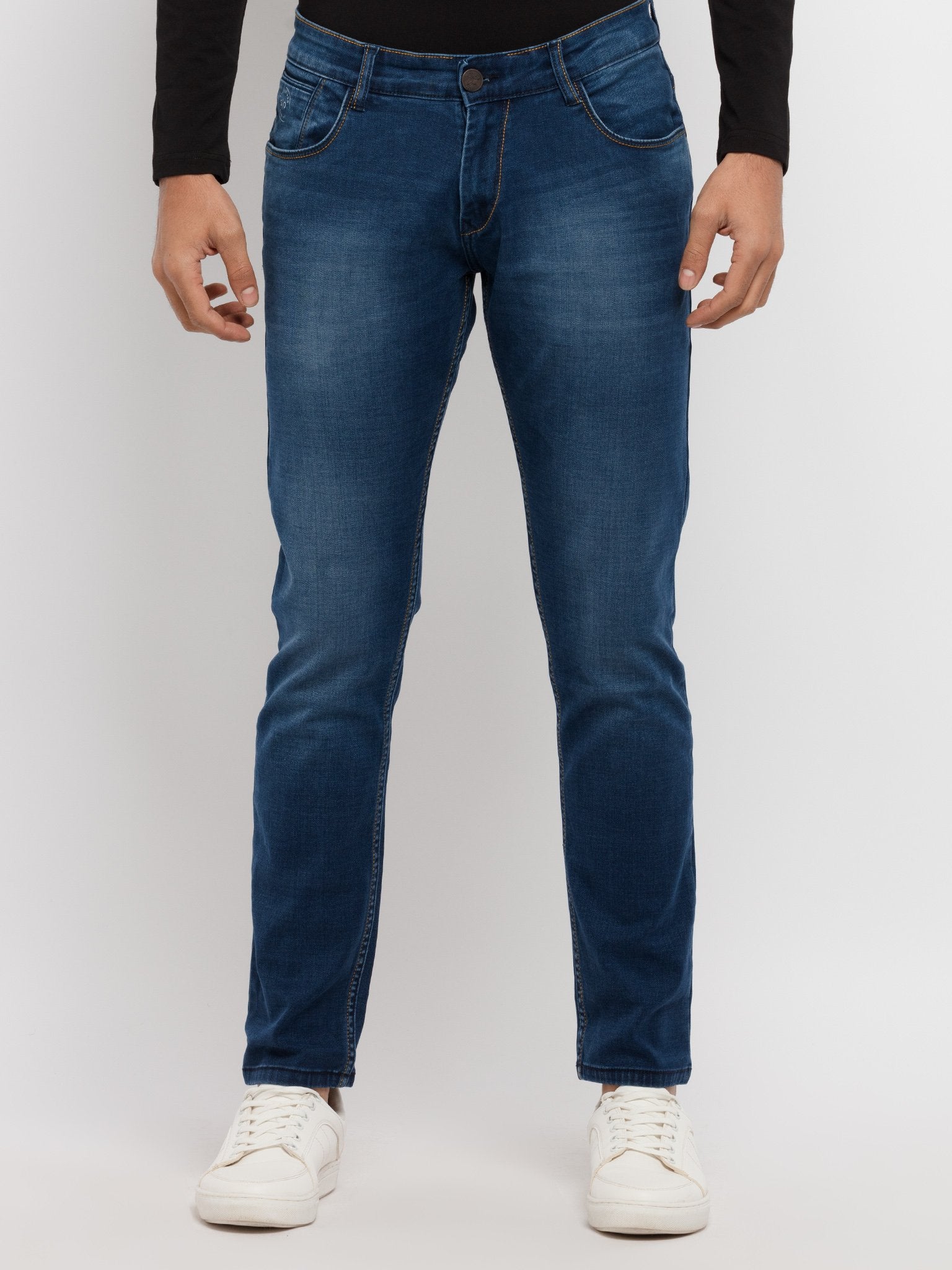 slim fit jeans