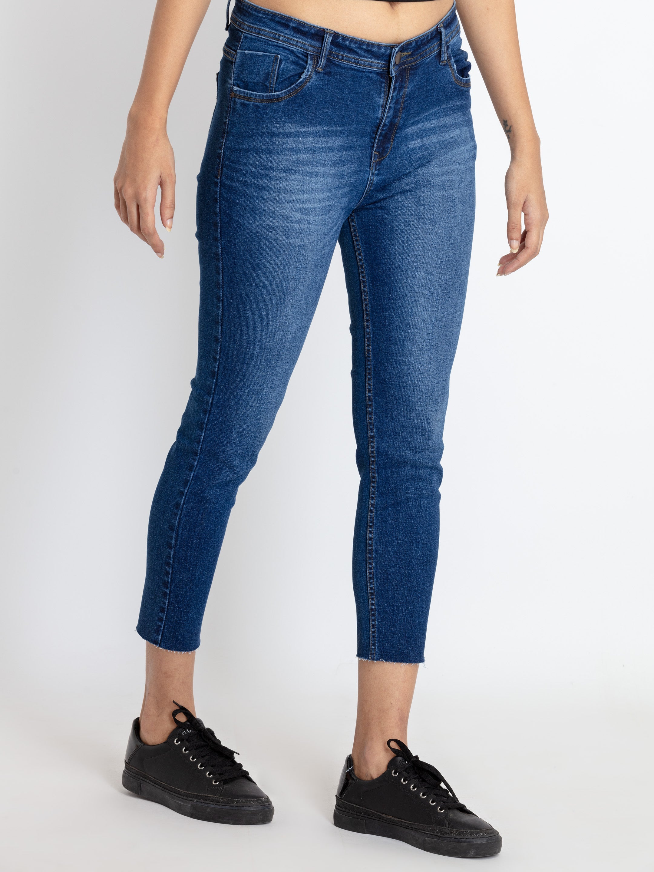 Womens Mid Rise Skinny Fit Denim