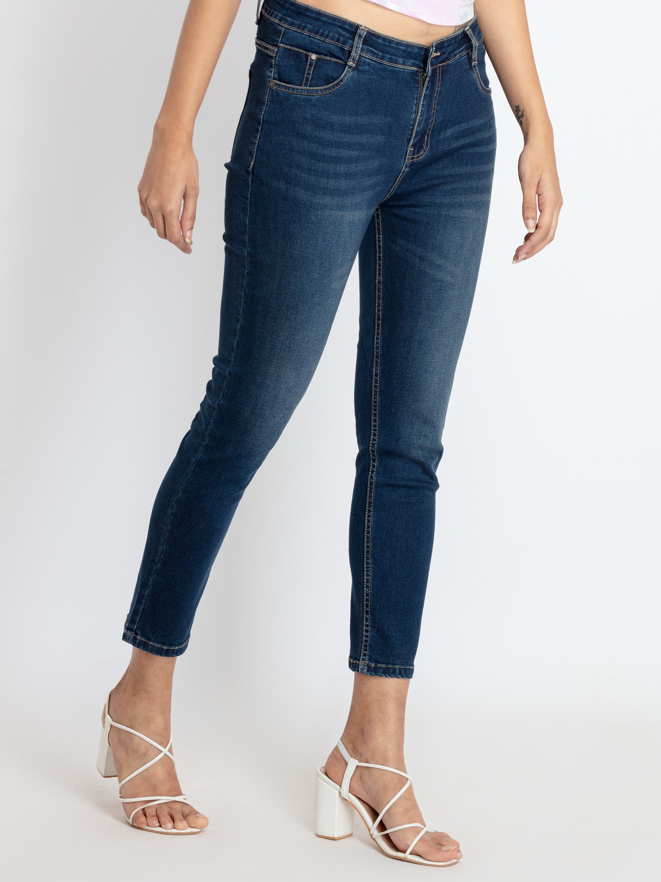 Womens Mid Rise Skinny Fit Denim