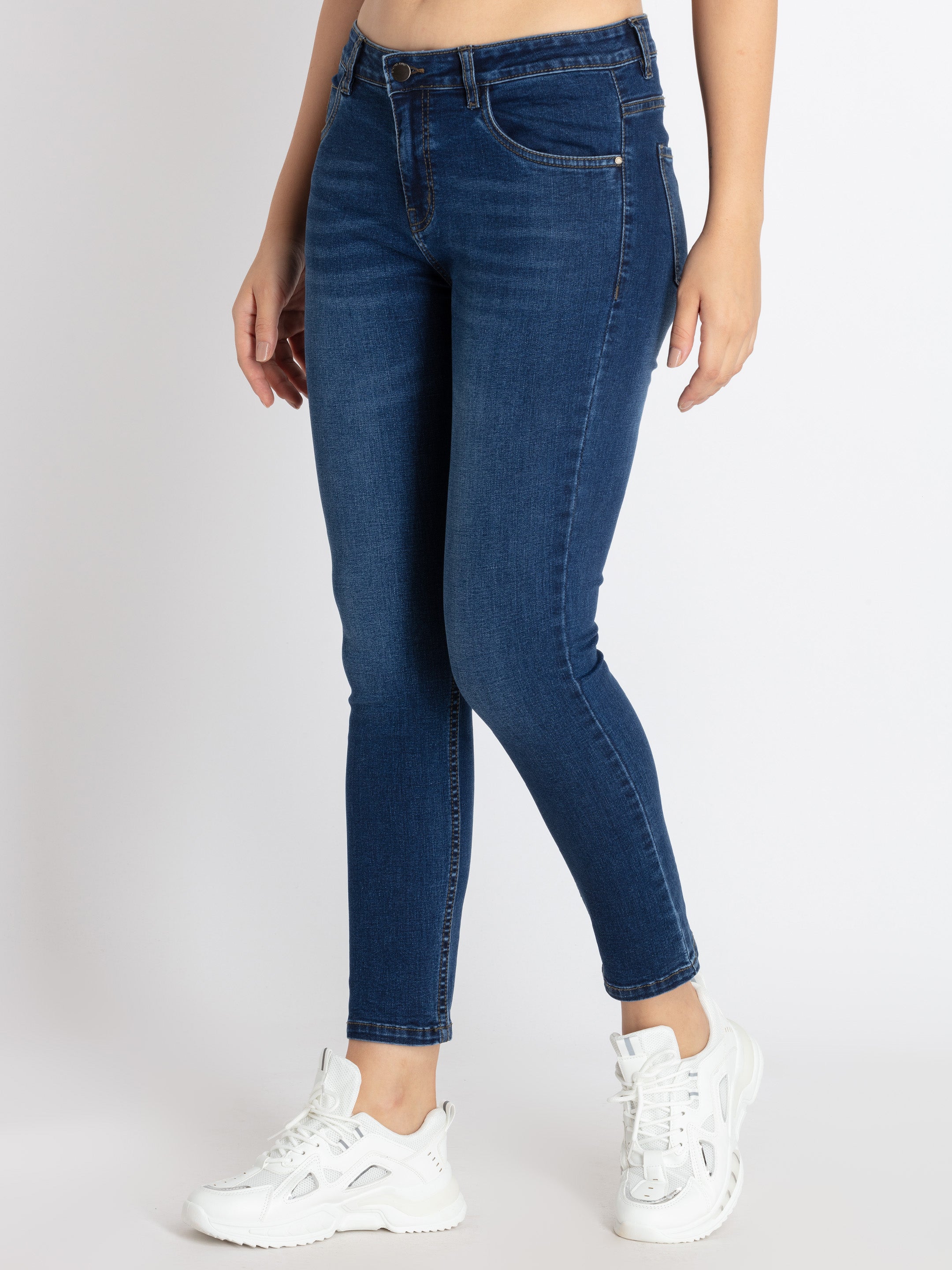Womens Mid Rise Skinny Fit Denim