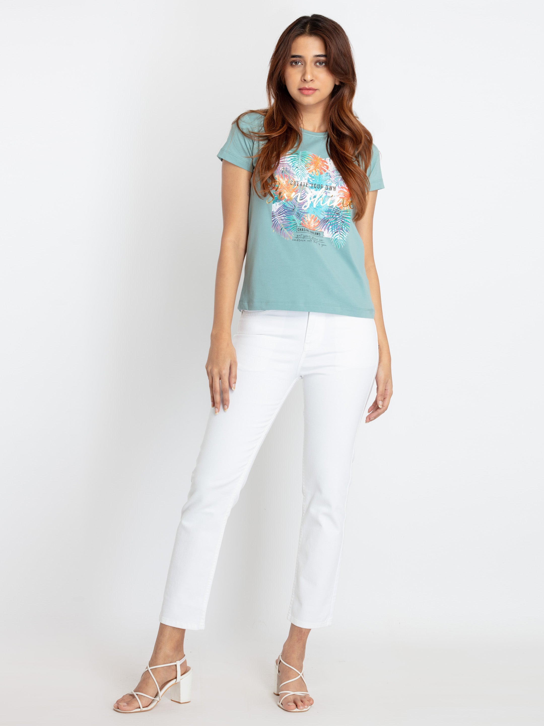 Womens Mid Rise Straight Fit Denim