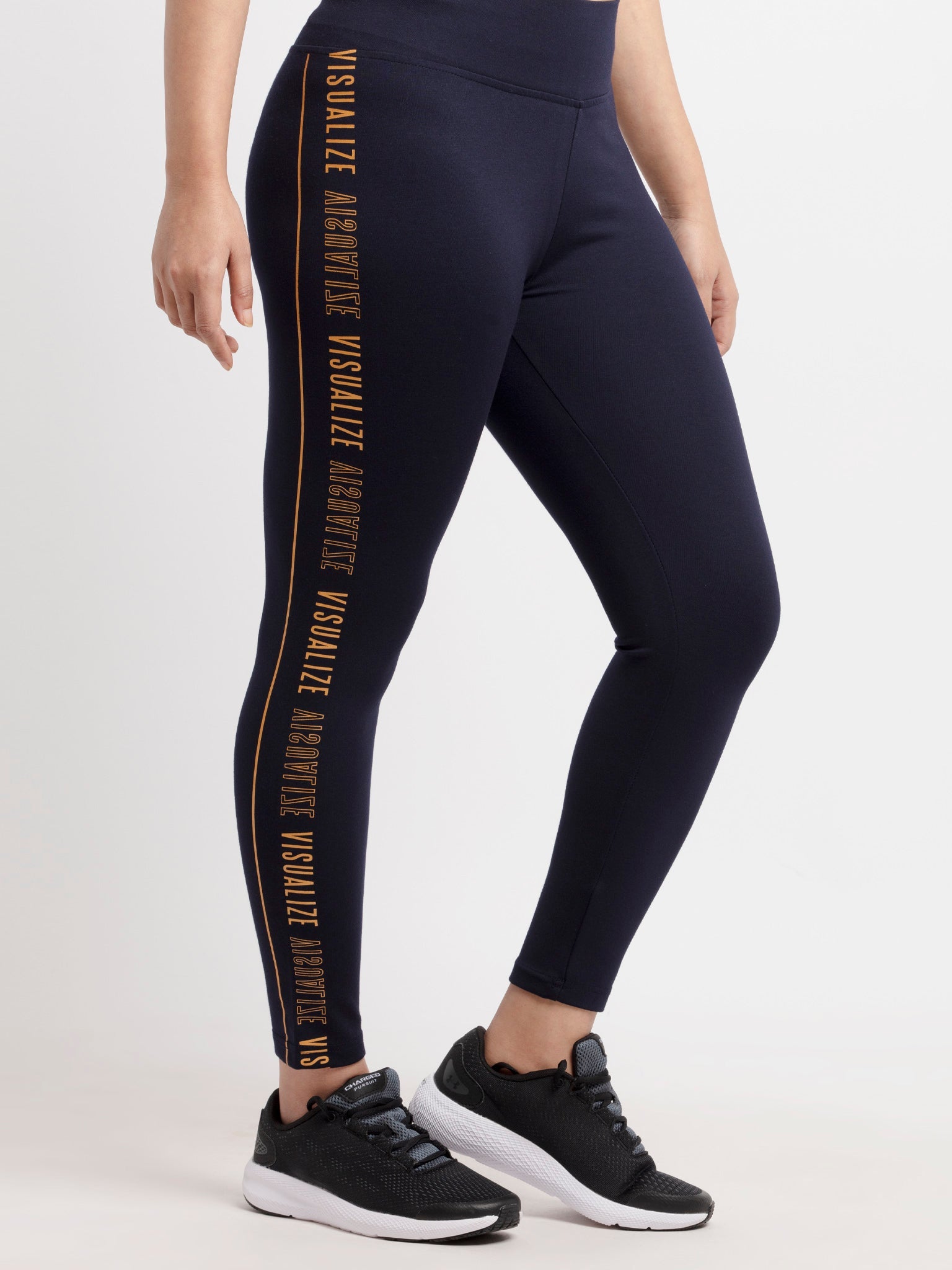 regular fit pants