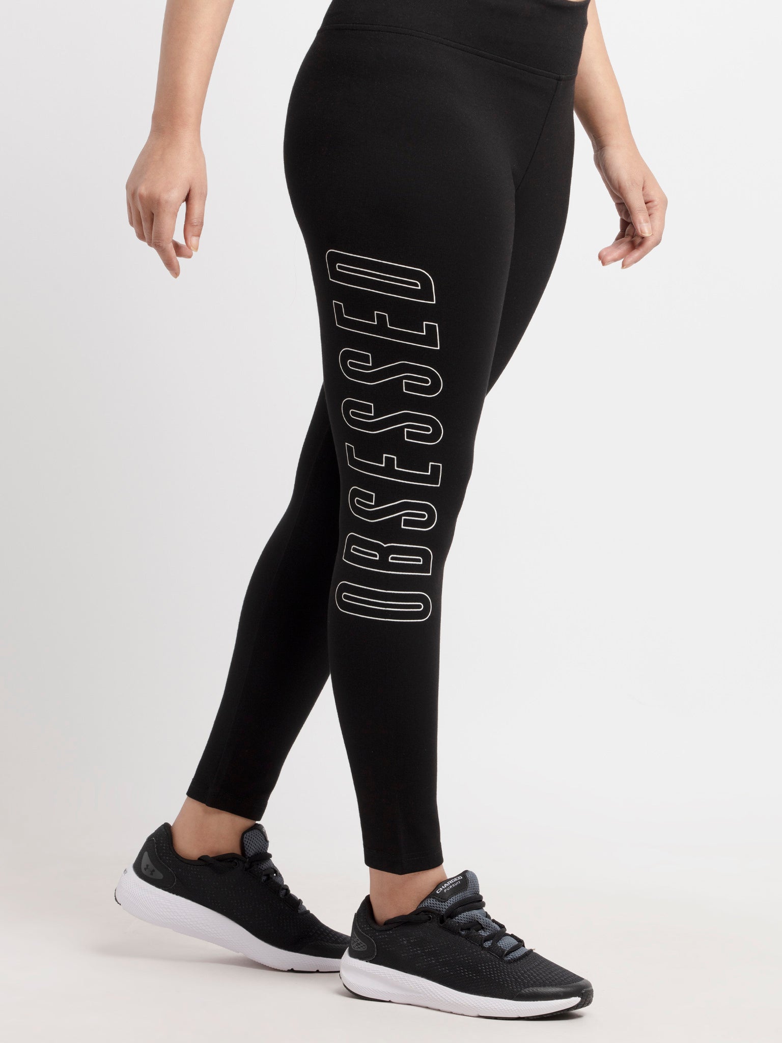 regular fit pants