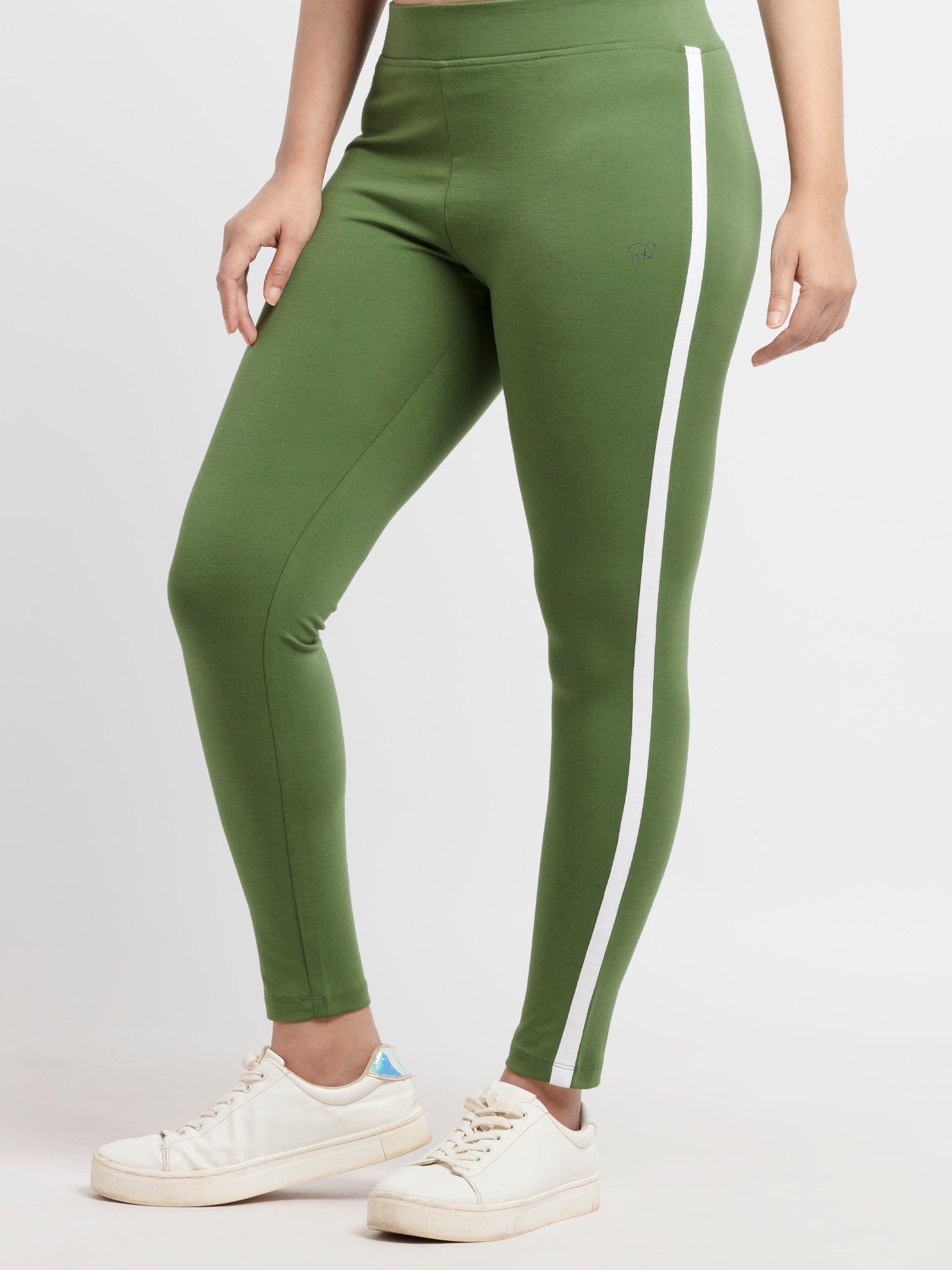 Women Basic Jegging With Side Stripe