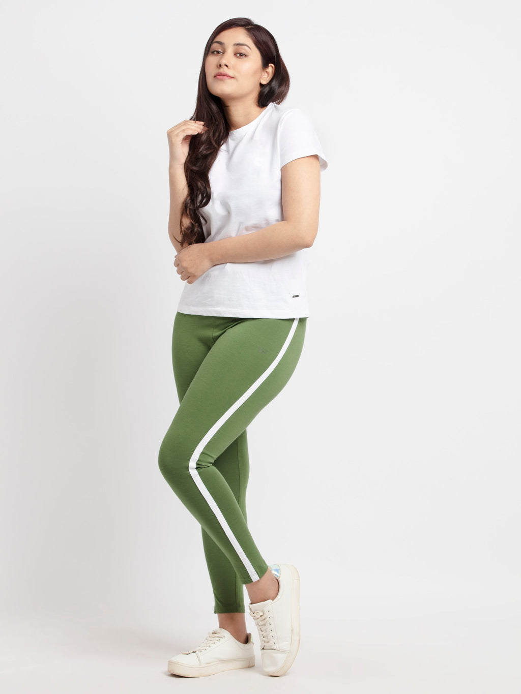 Women Basic Jegging With Side Stripe