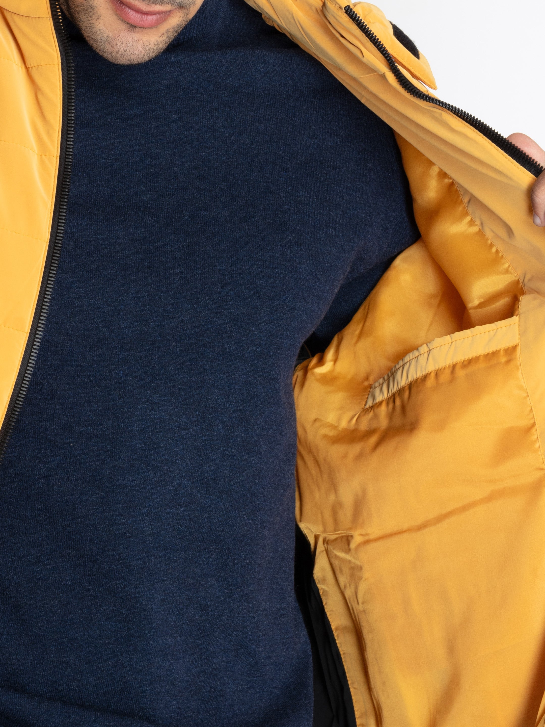 Mens Quilted Jacket With Detachable Hood