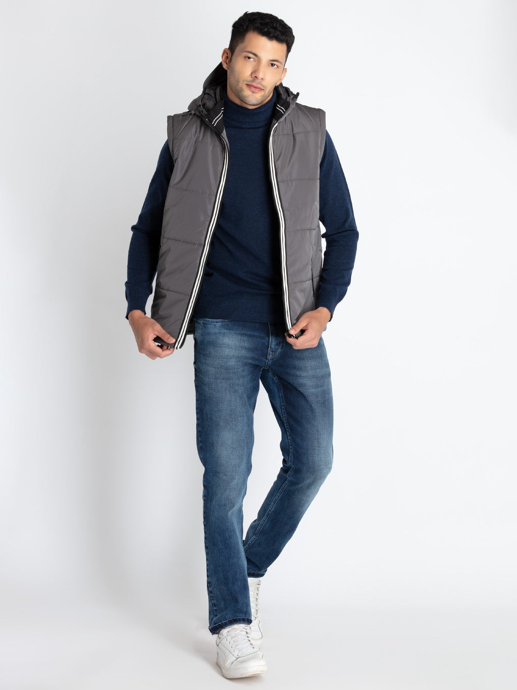 Mens Solid Jacket With Detachable Sleeves