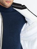 Mens Solid Jacket With Detachable Sleeves