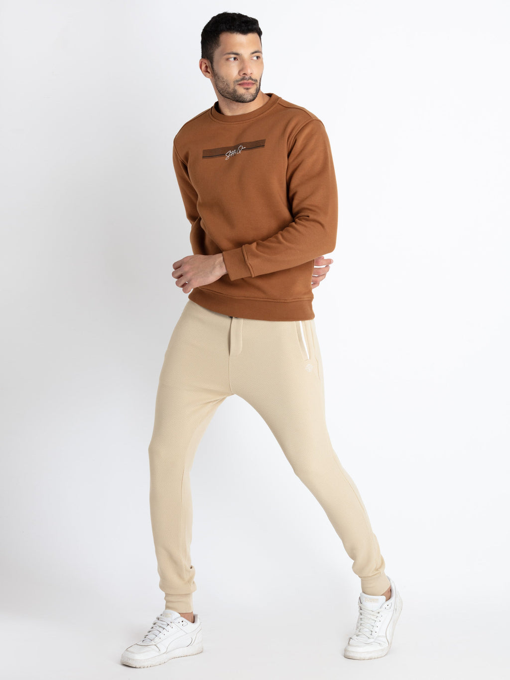 sports joggers