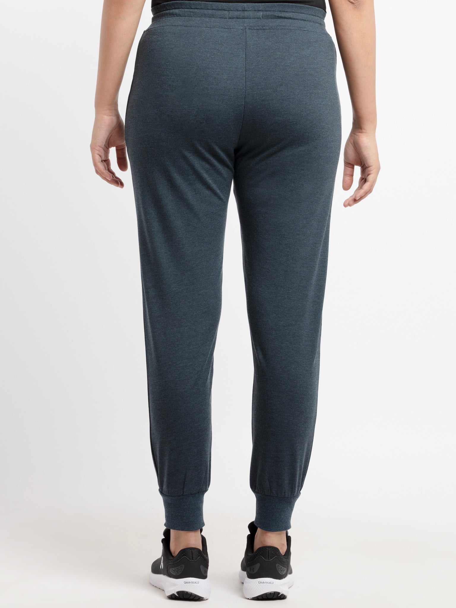 Women's Solid Regular Fit Joggers