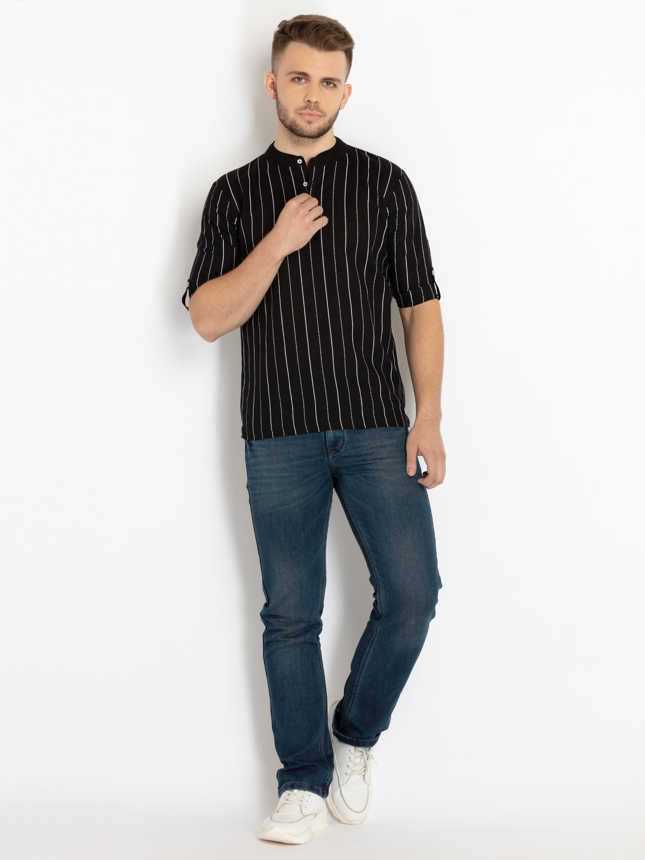 Mens Printed Henley Neck T-shirt