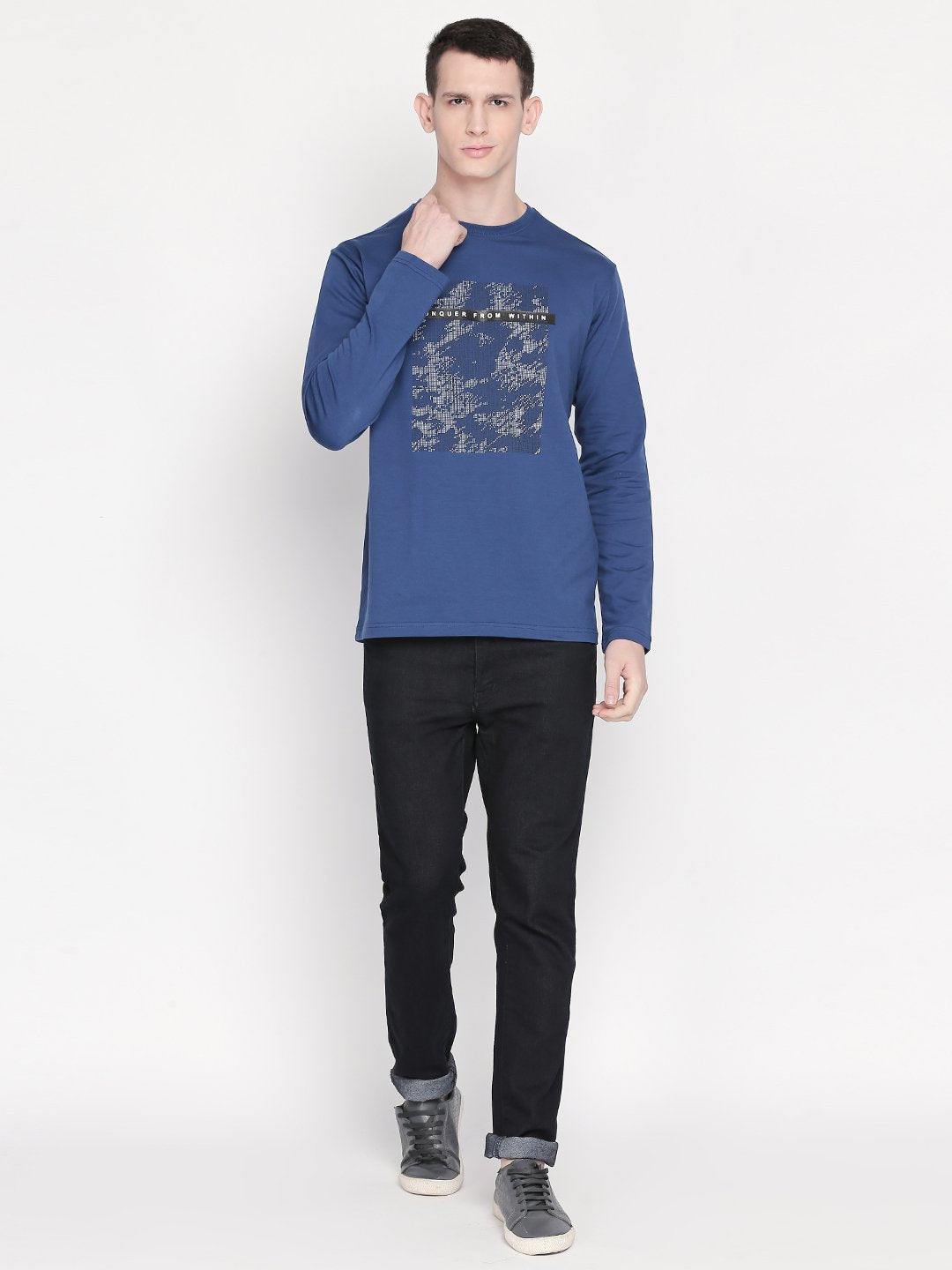 hooded sweatshirts