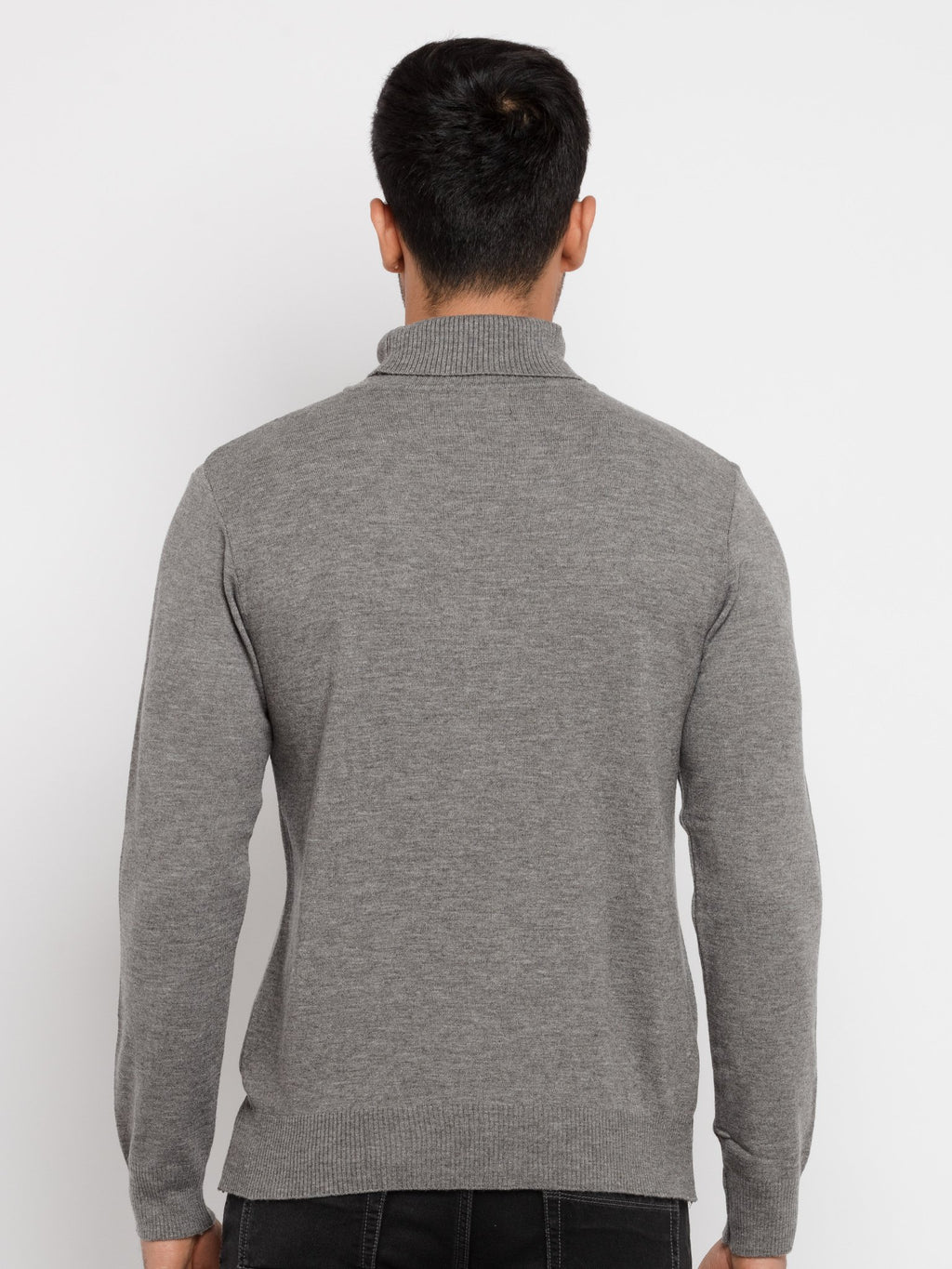 round neck sweaters