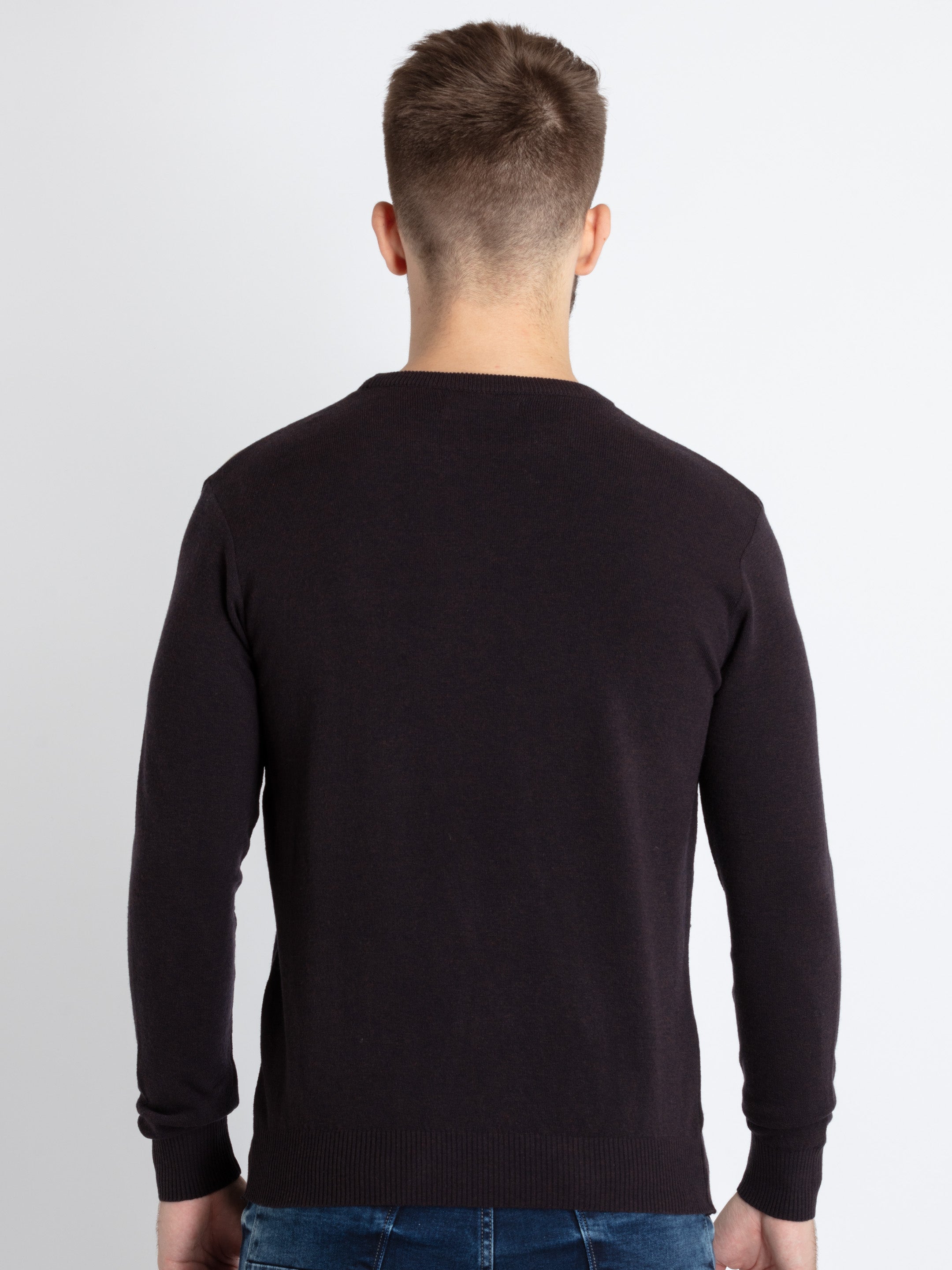 round neck sweaters