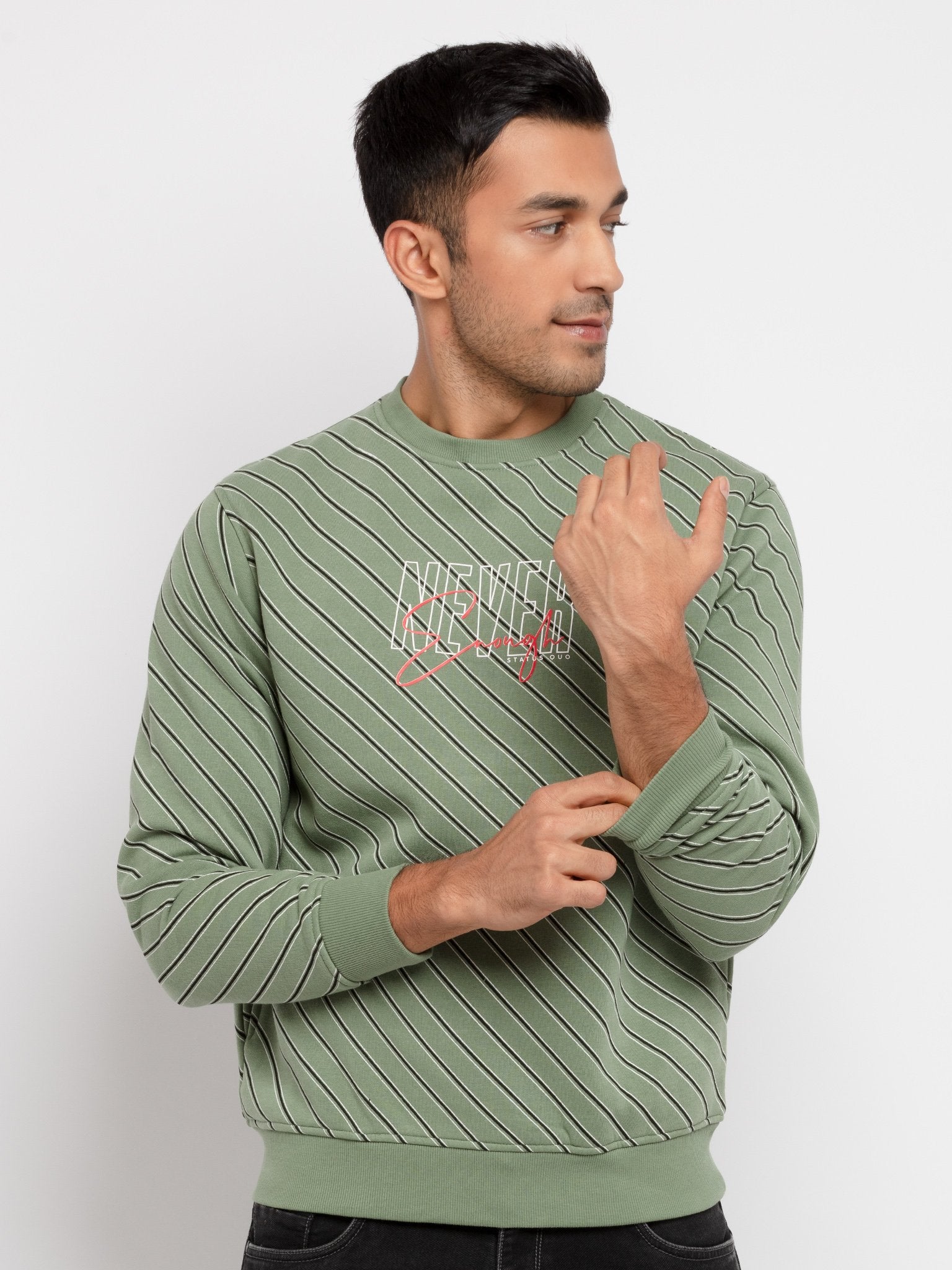 round neck sweatshirt for men