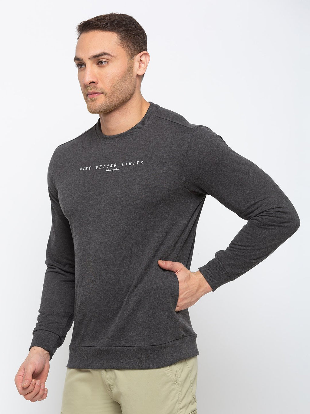 Chest Print Round Neck T-shirt
