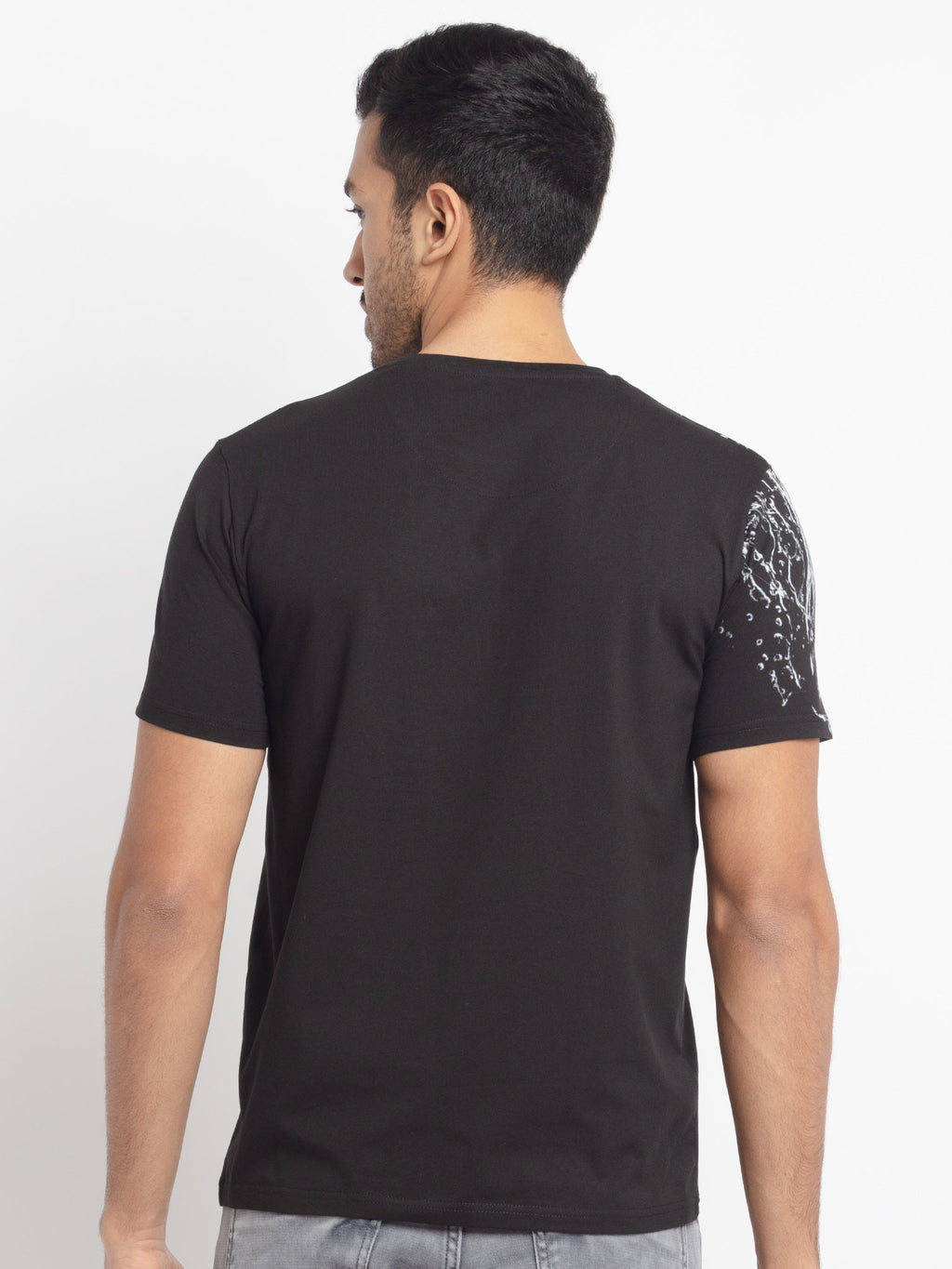 Mens Regular Fit Round Neck Printed T-Shirt