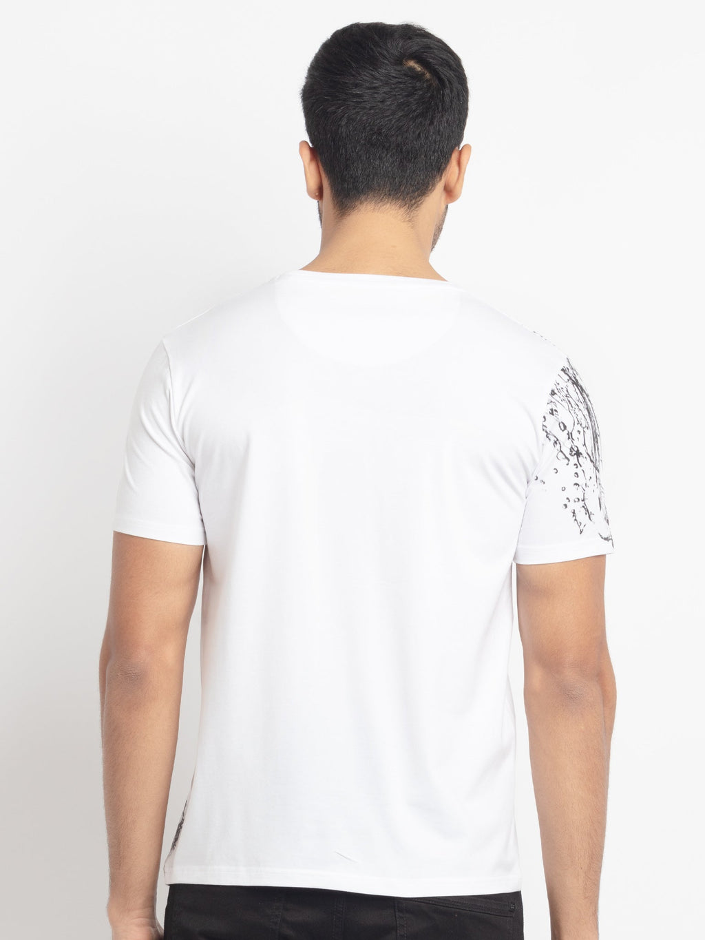 Mens Regular Fit Round Neck Printed T-Shirt