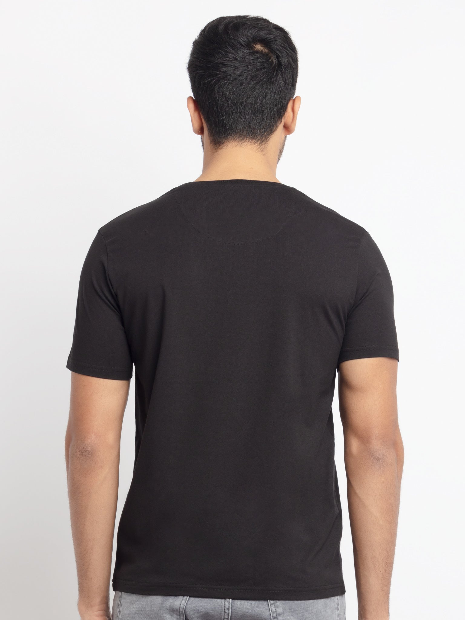 Mens Regular Fit Round Neck Printed T-Shirt