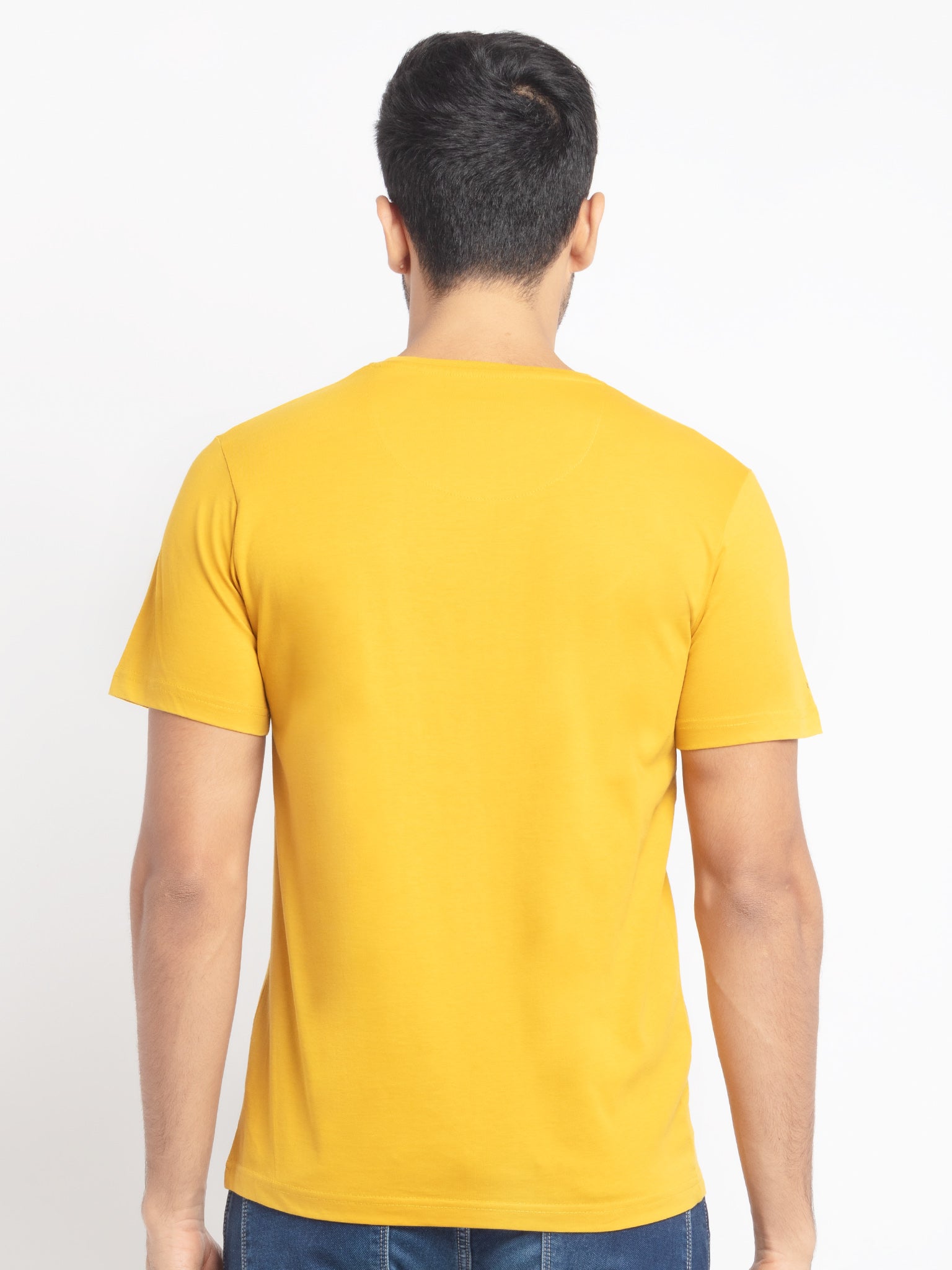 Mens Regular Fit Round Neck Printed T-Shirt
