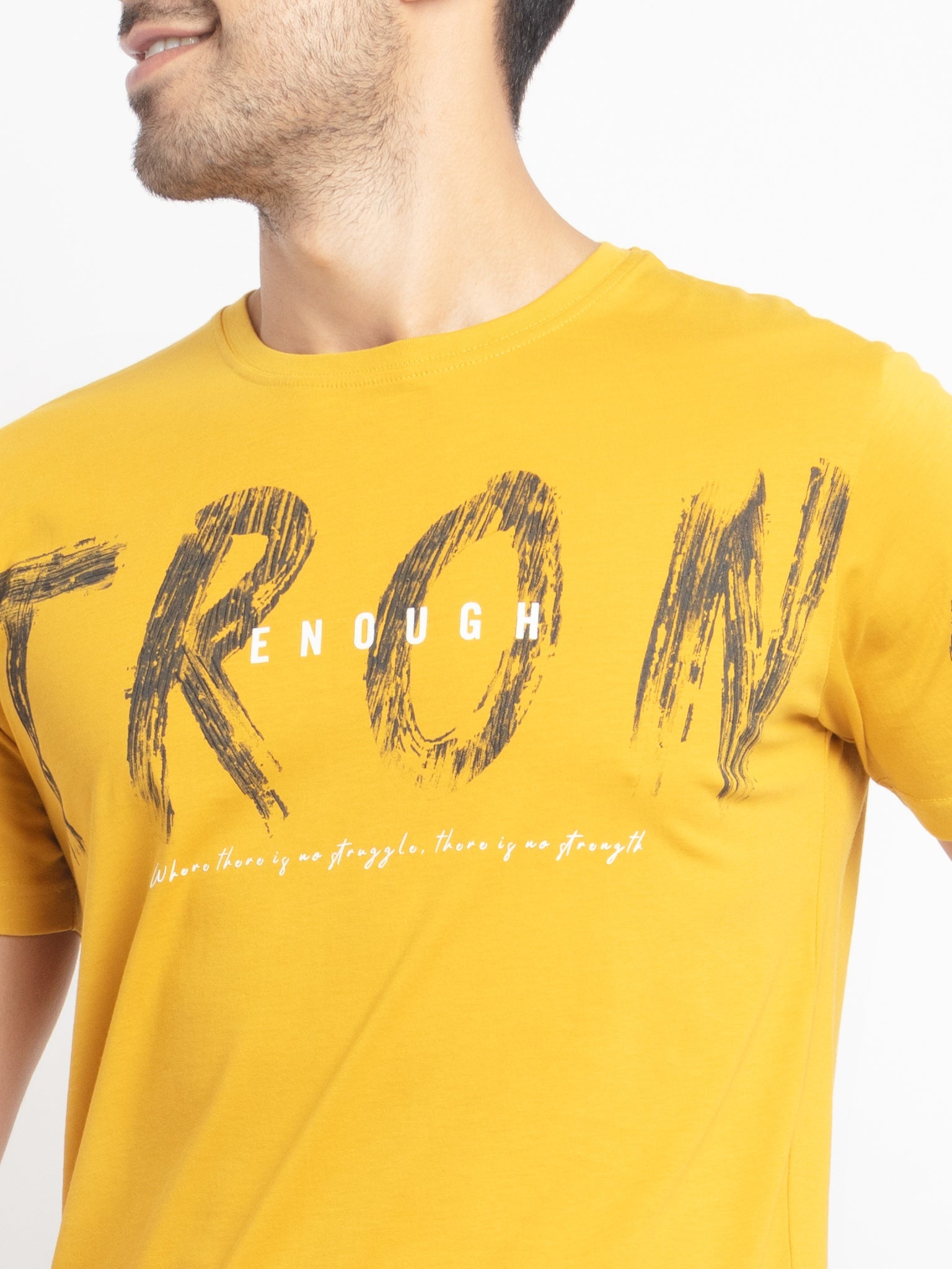Mens Regular Fit Round Neck Printed T-Shirt