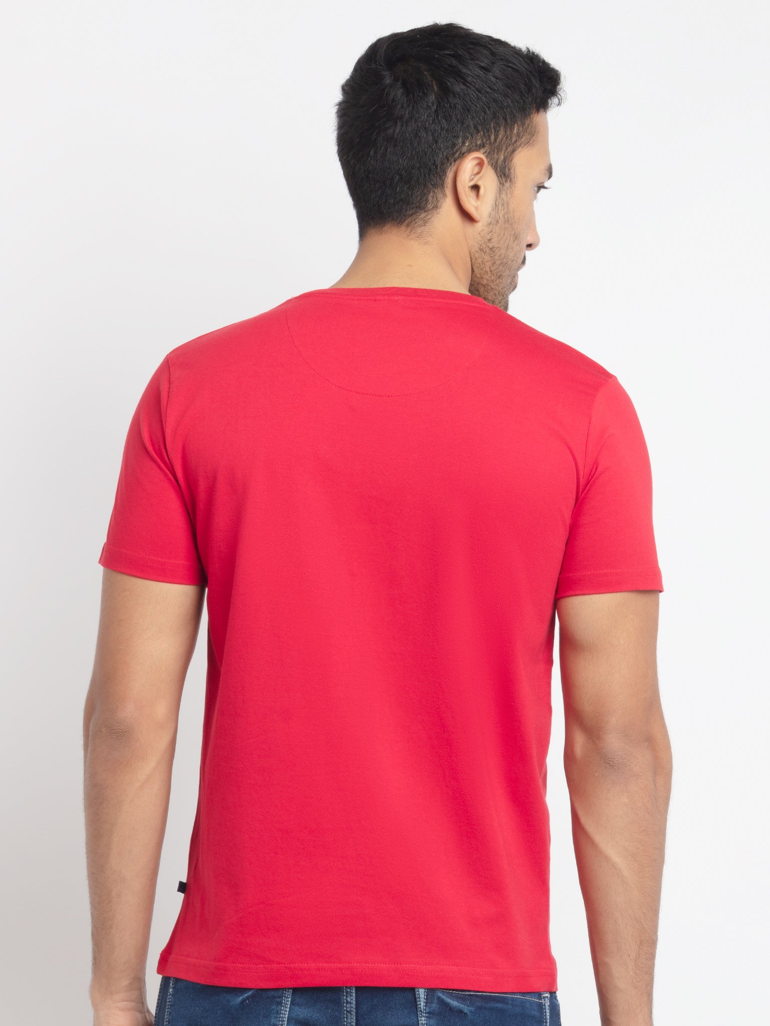 Mens Regular Fit Round Neck Printed T-Shirt