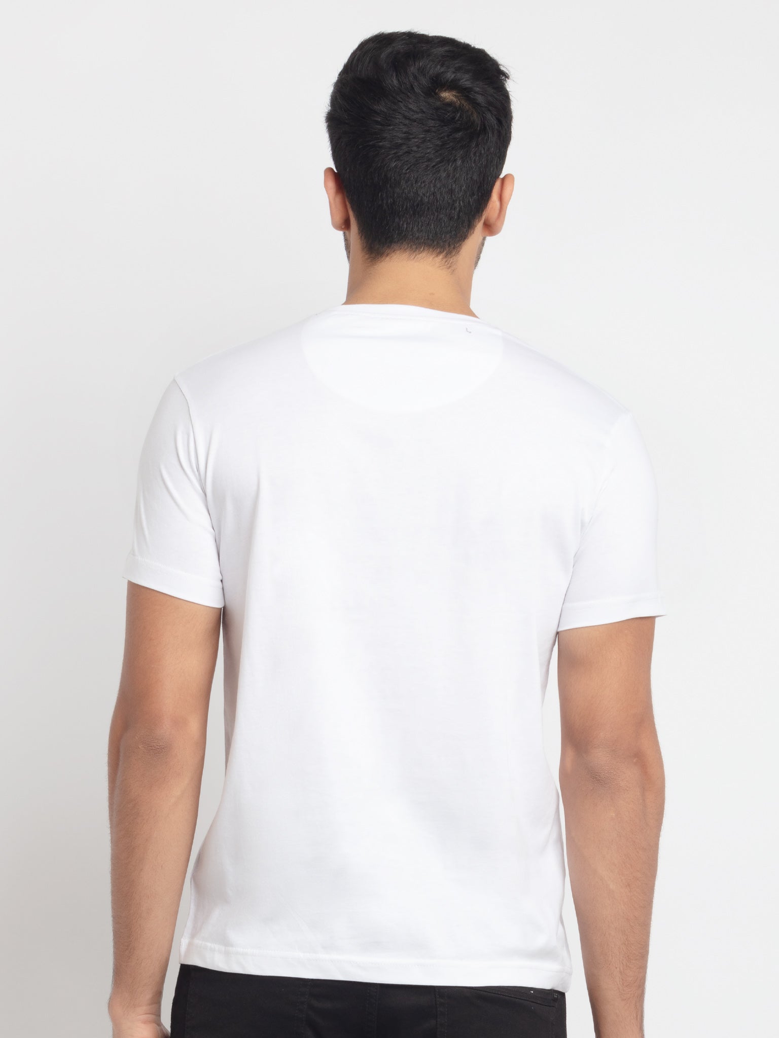 Mens Regular Fit Round Neck Printed T-Shirt