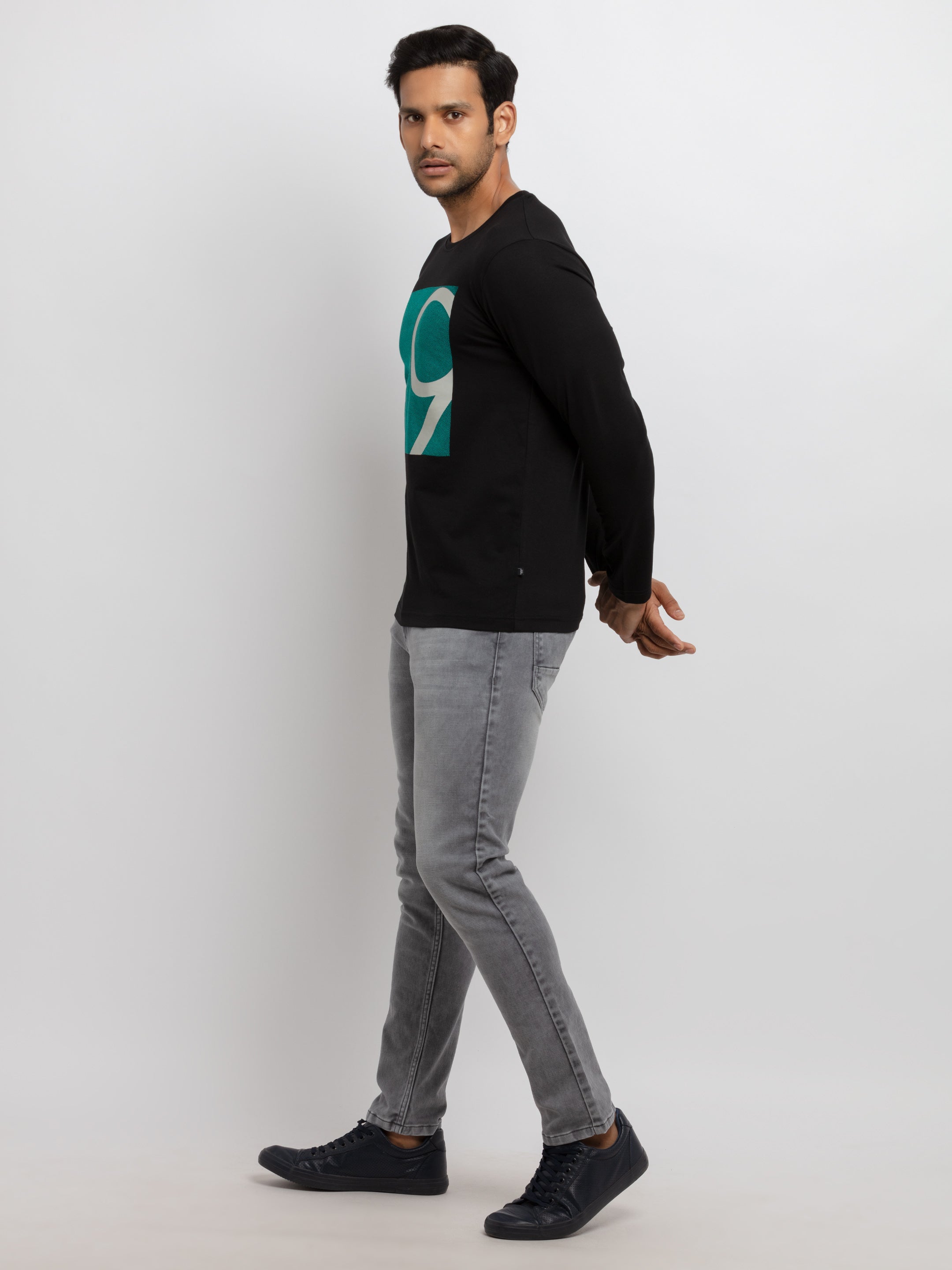 Mens Printed Full Sleeves T-shirt