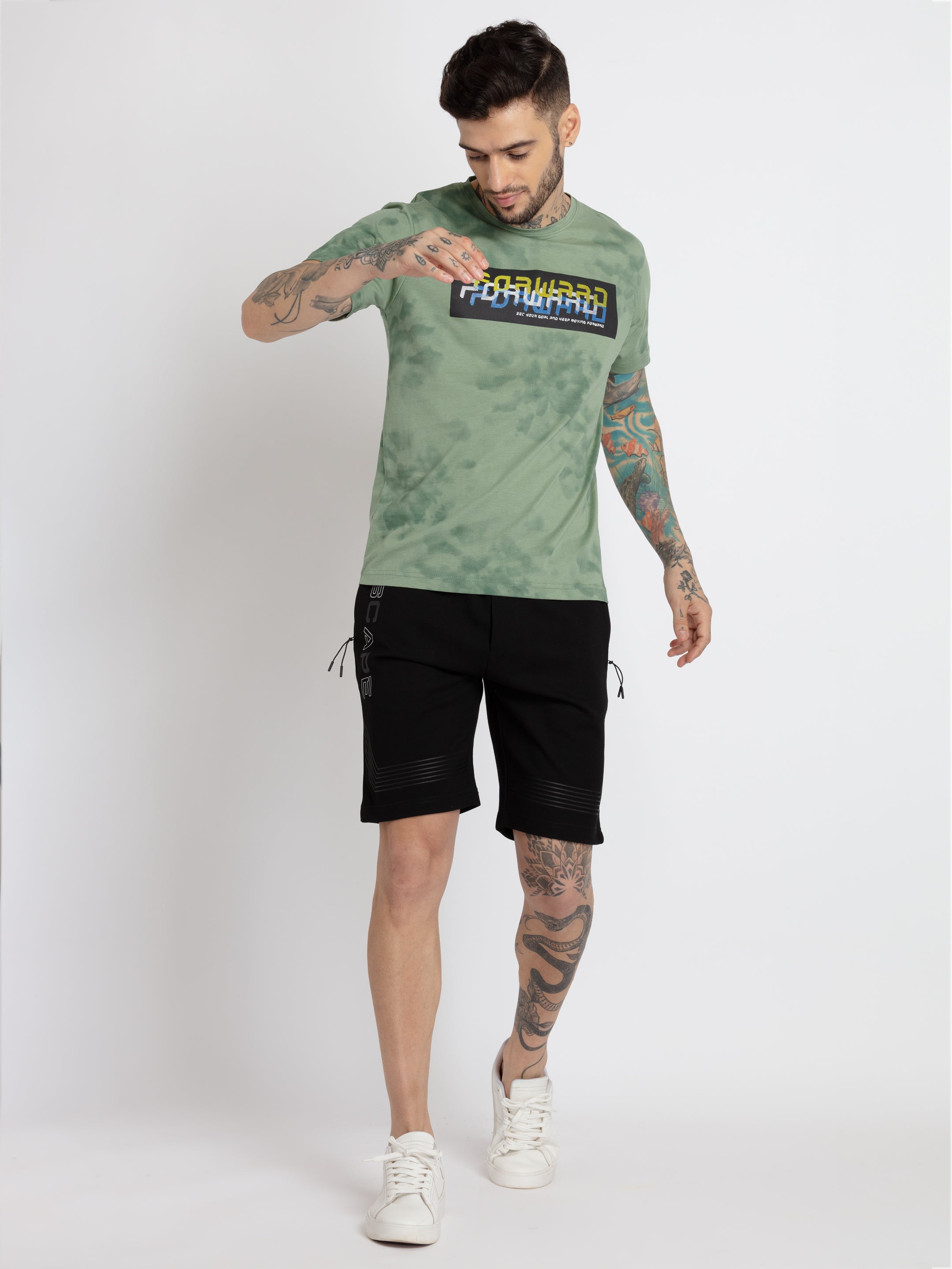 Mens Solid Regular Fit Shorts