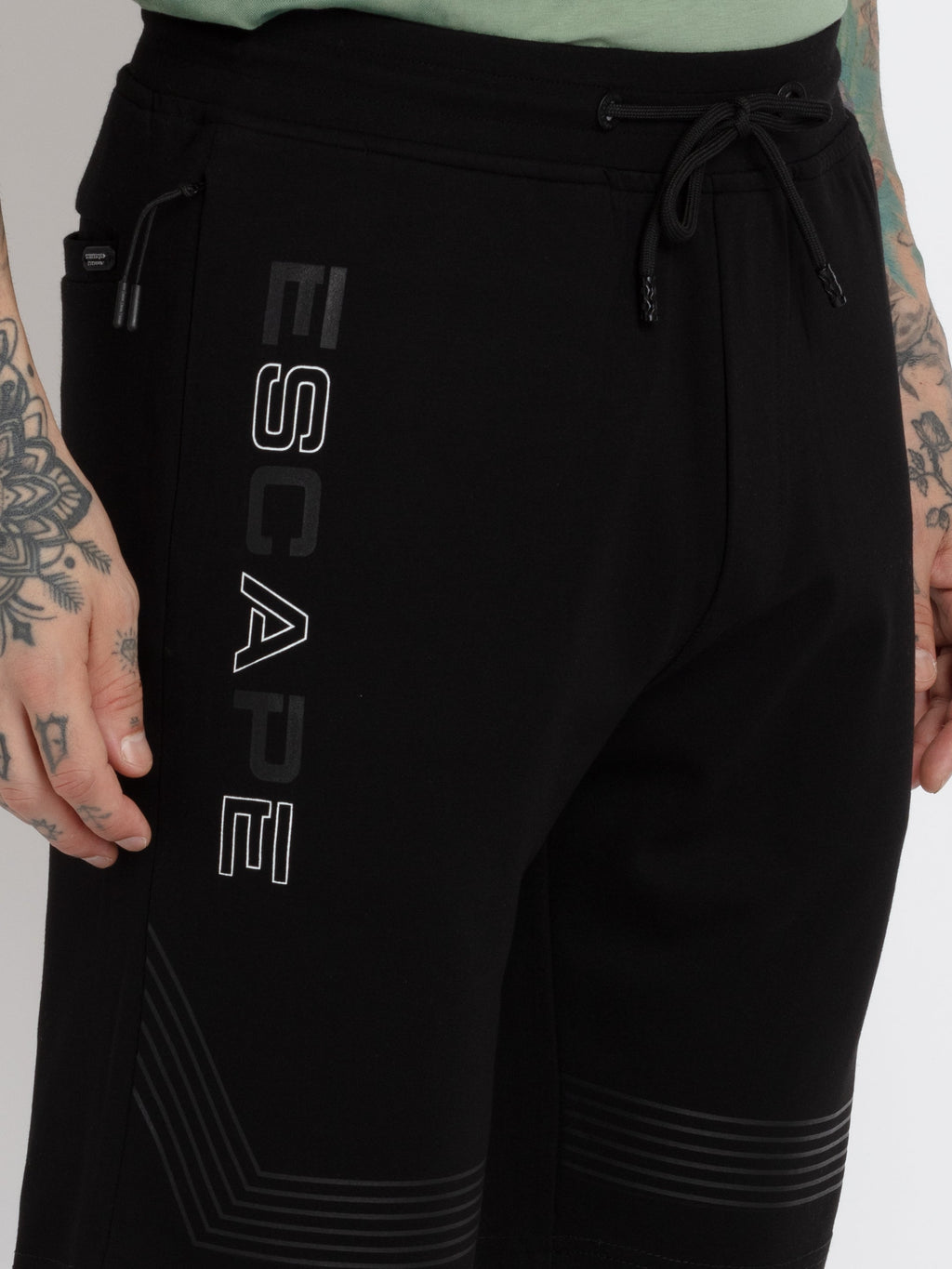 Mens Solid Regular Fit Shorts
