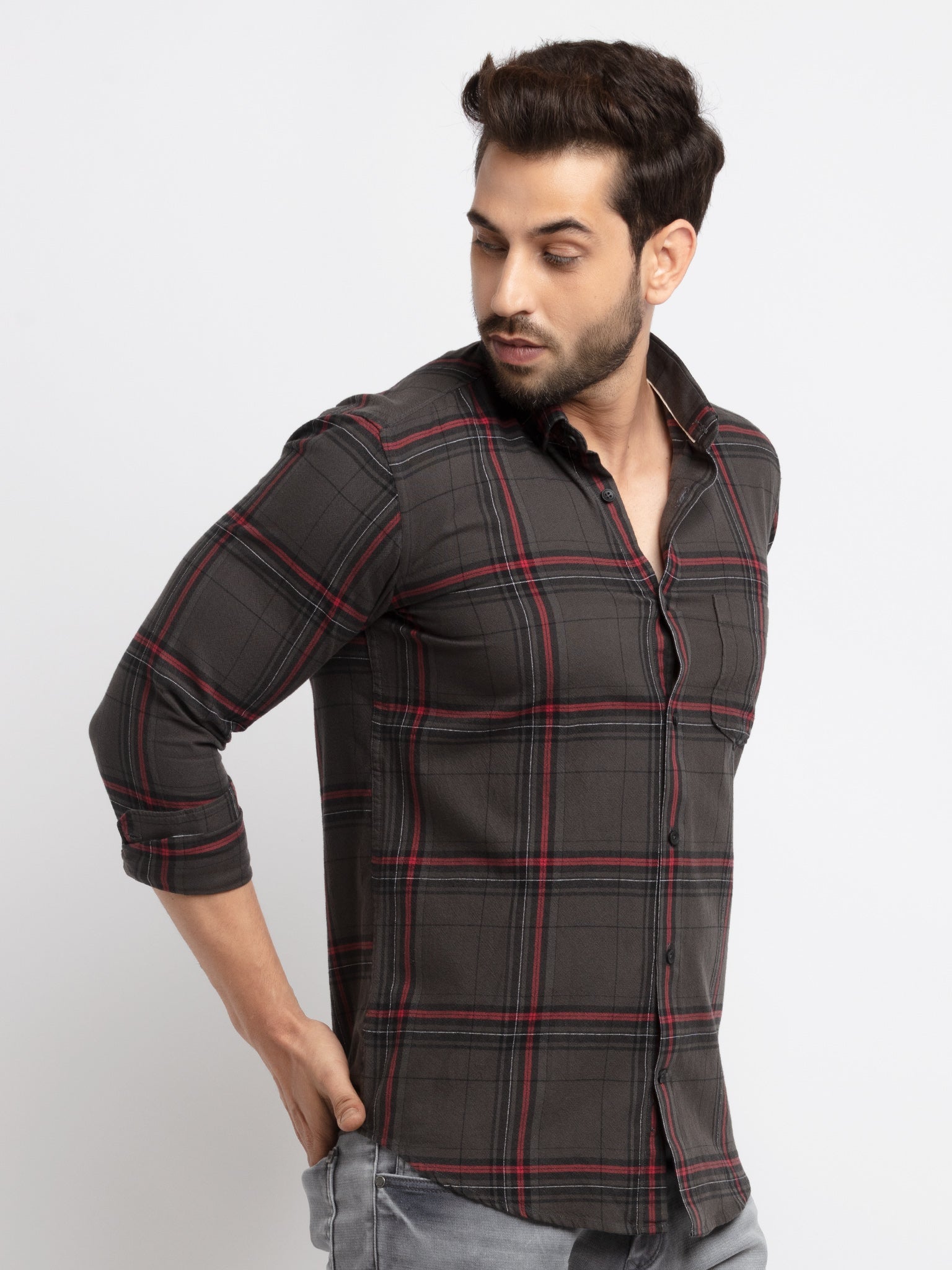 slim fit shirt