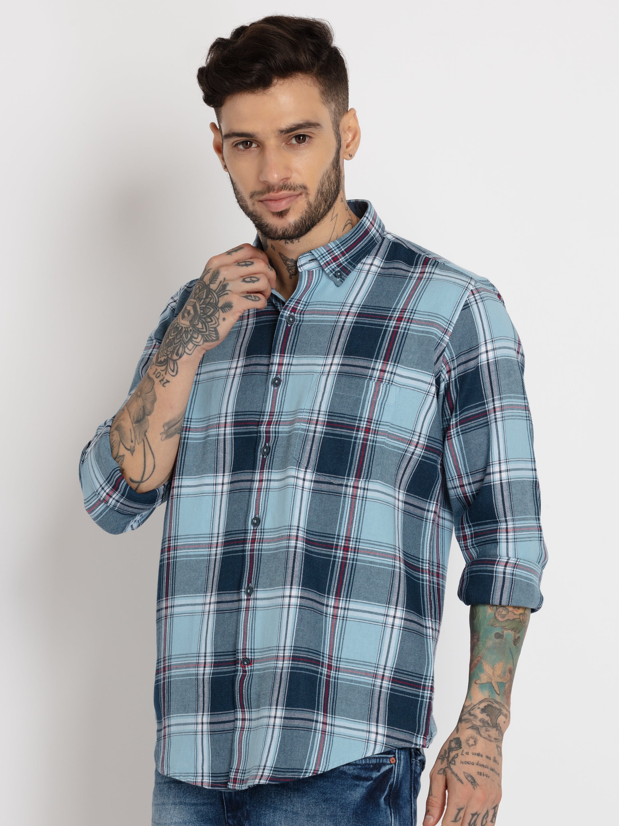 slim fit shirt