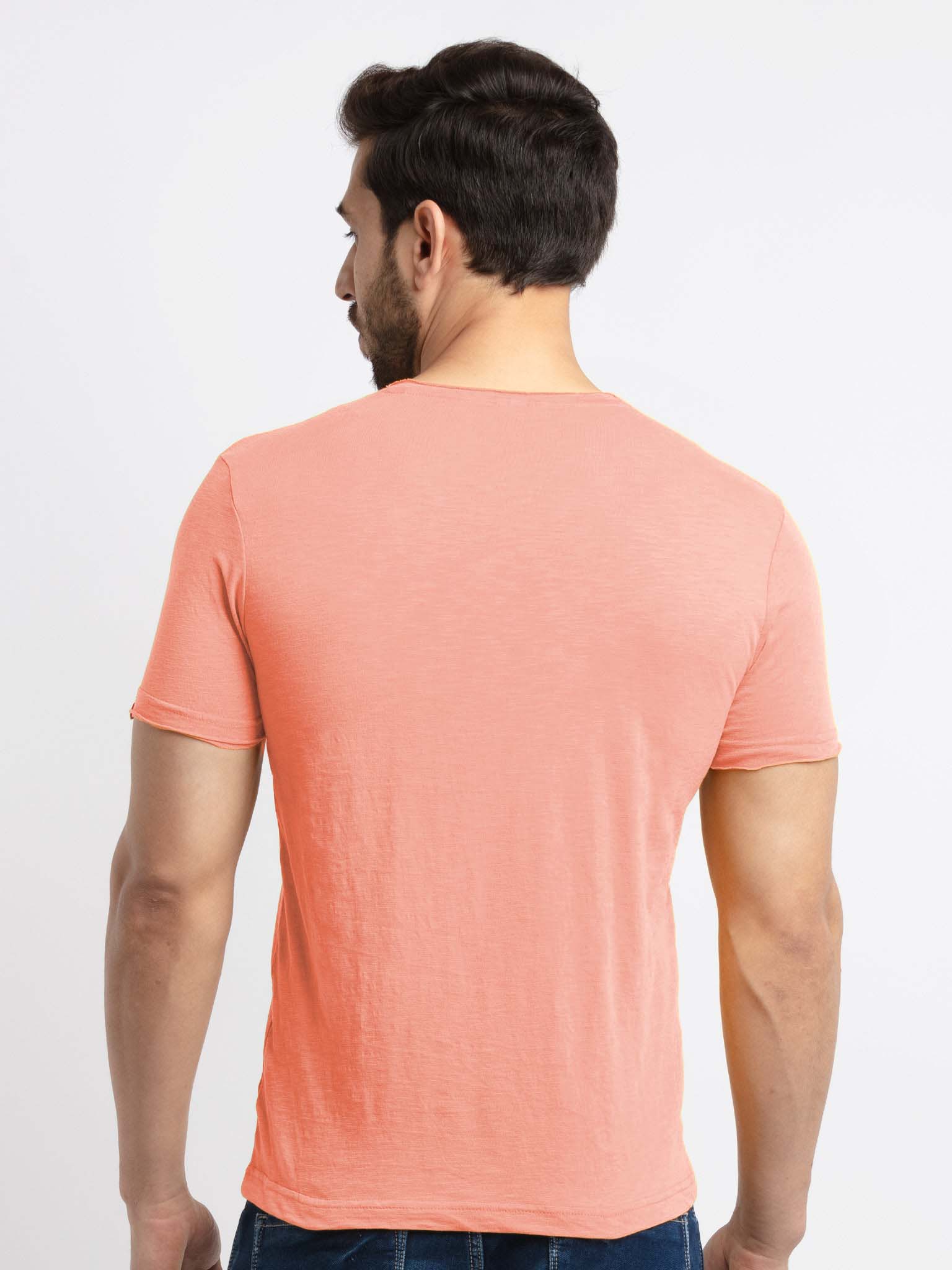 Mens Basic Taperd Fit V- Neck T-Shirt
