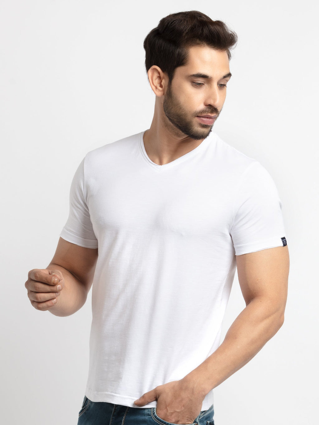Mens Basic Taperd Fit V- Neck T-Shirt