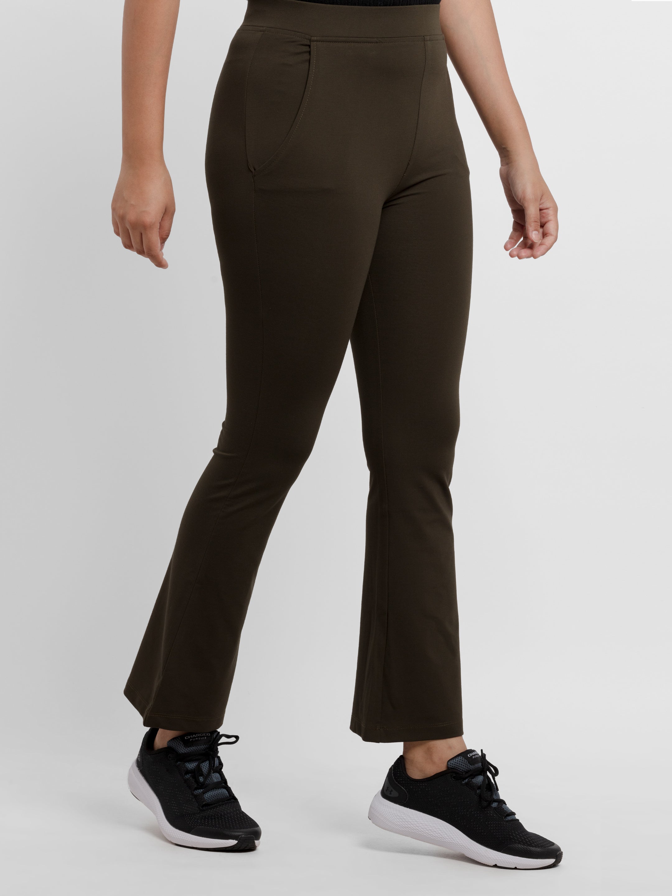 Women's Basic Bell Bottom Jeggings Secondary image