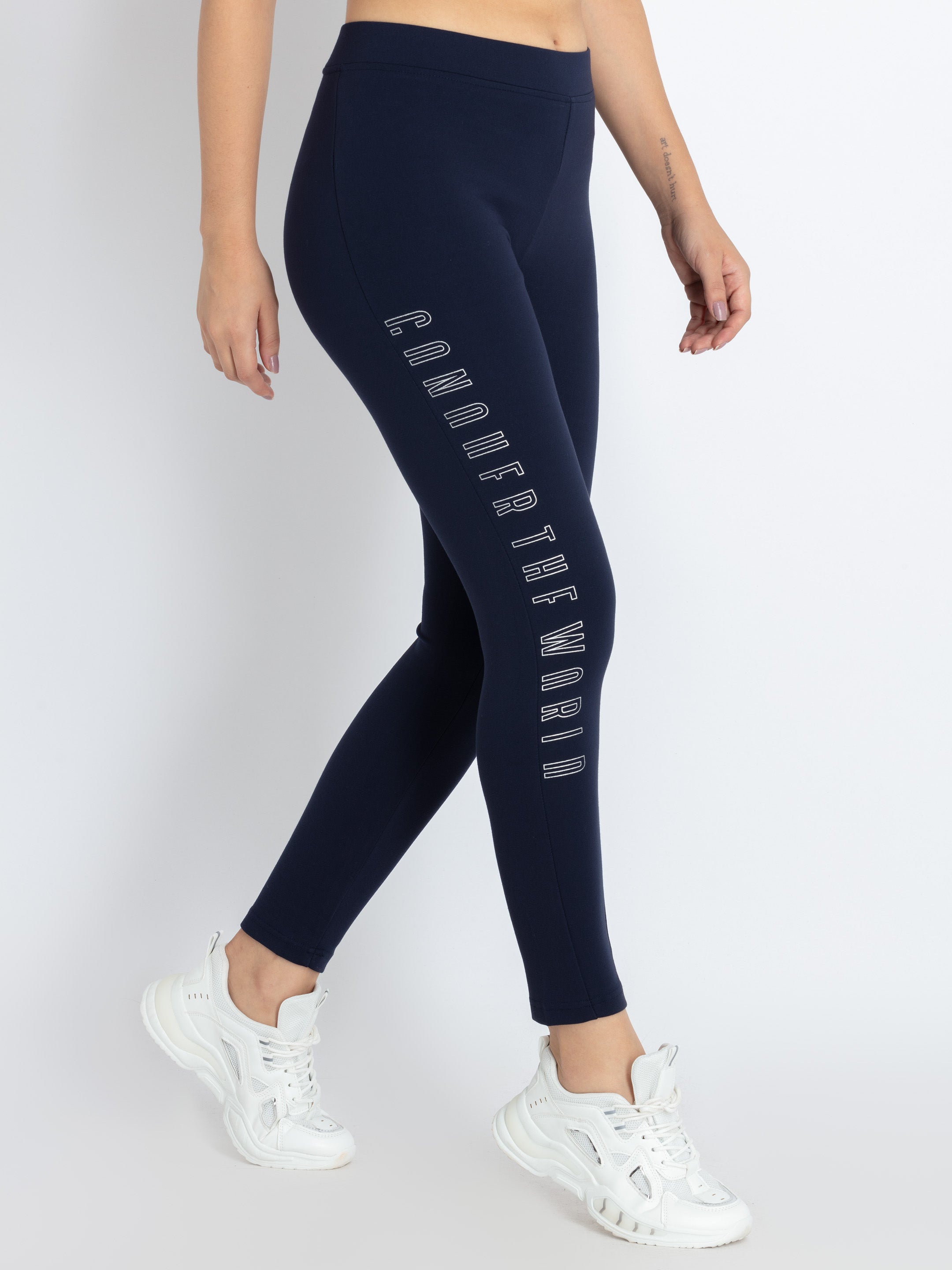 Womens Solid Regular Fit Jeggins Secondary image
