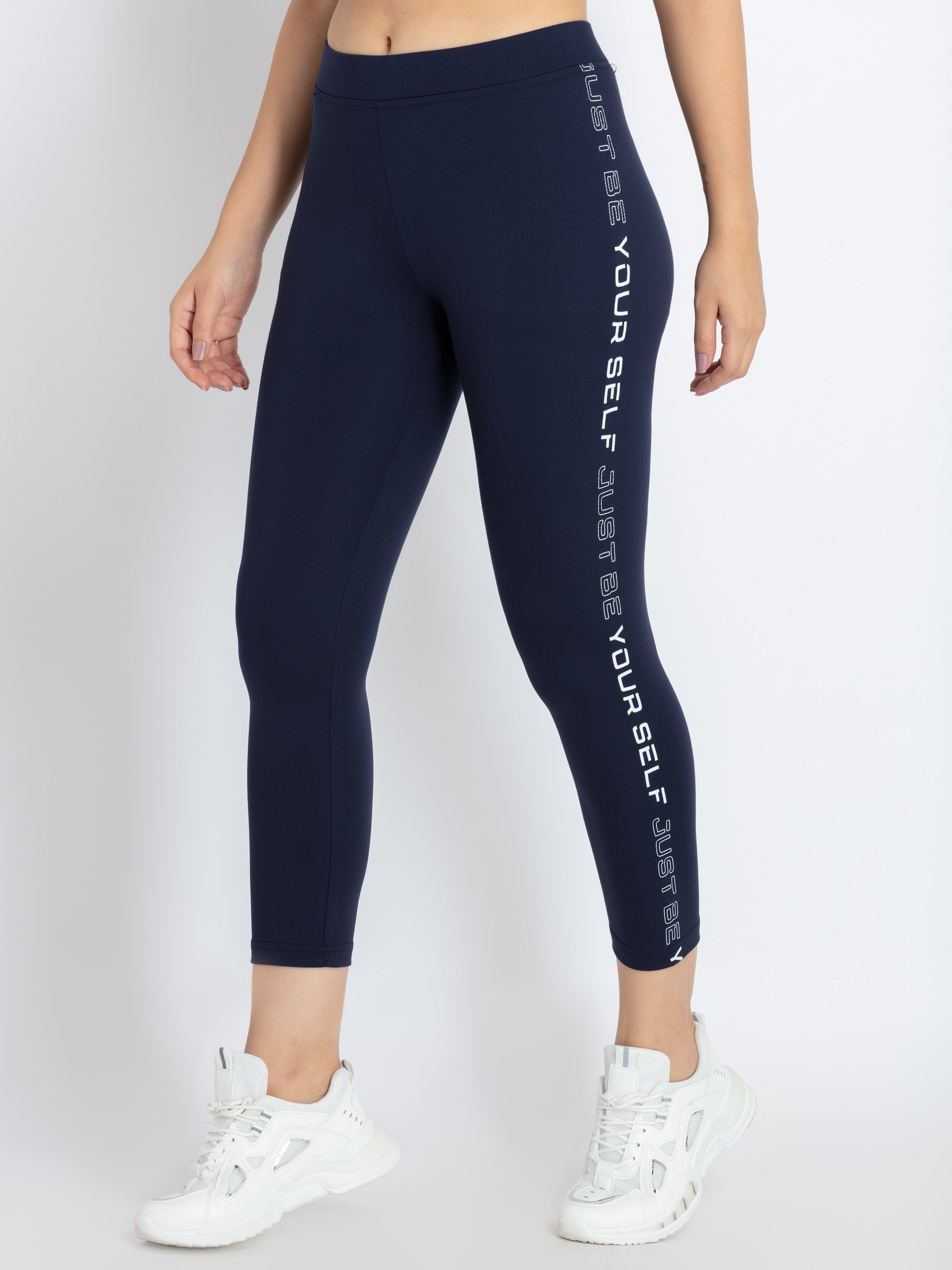 Women's Solid Regular Fit Jeggins Secondary image