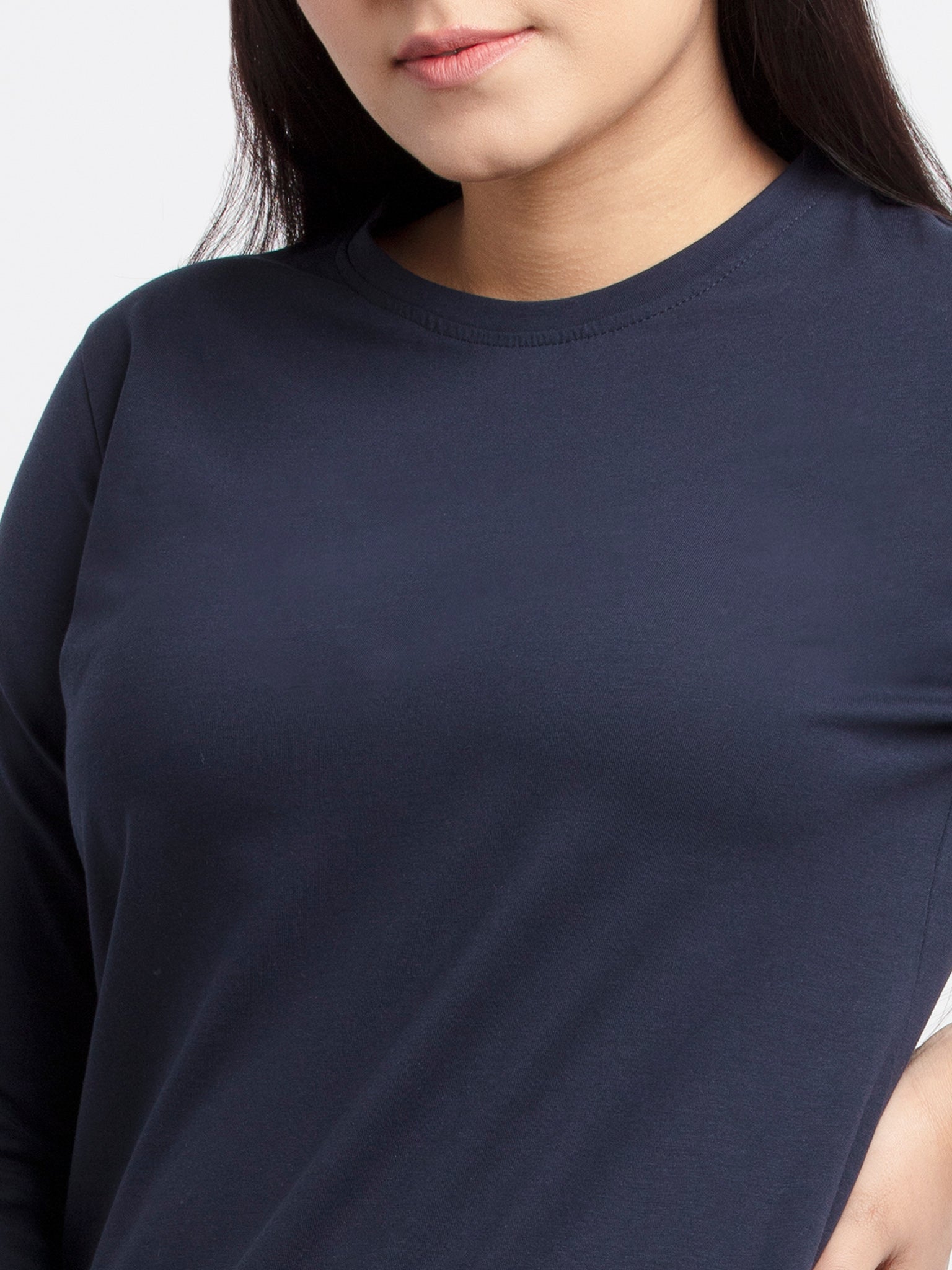 Women Basic Round Neck T-Shirt