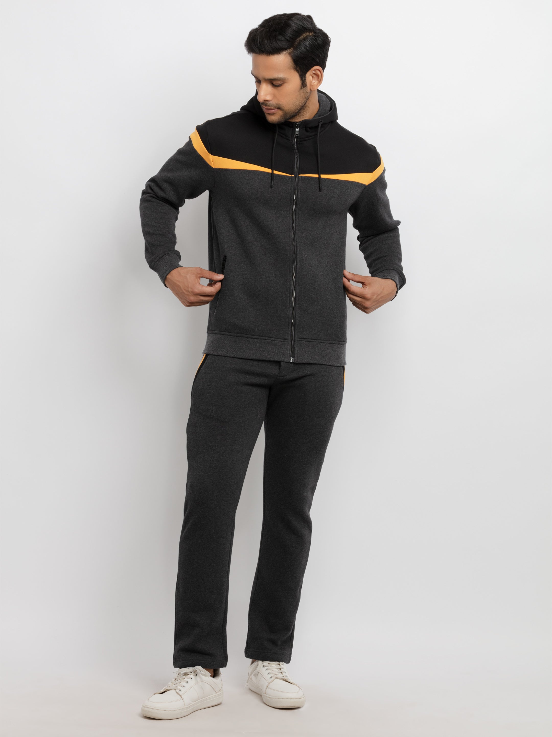 tracksuit for men Main image