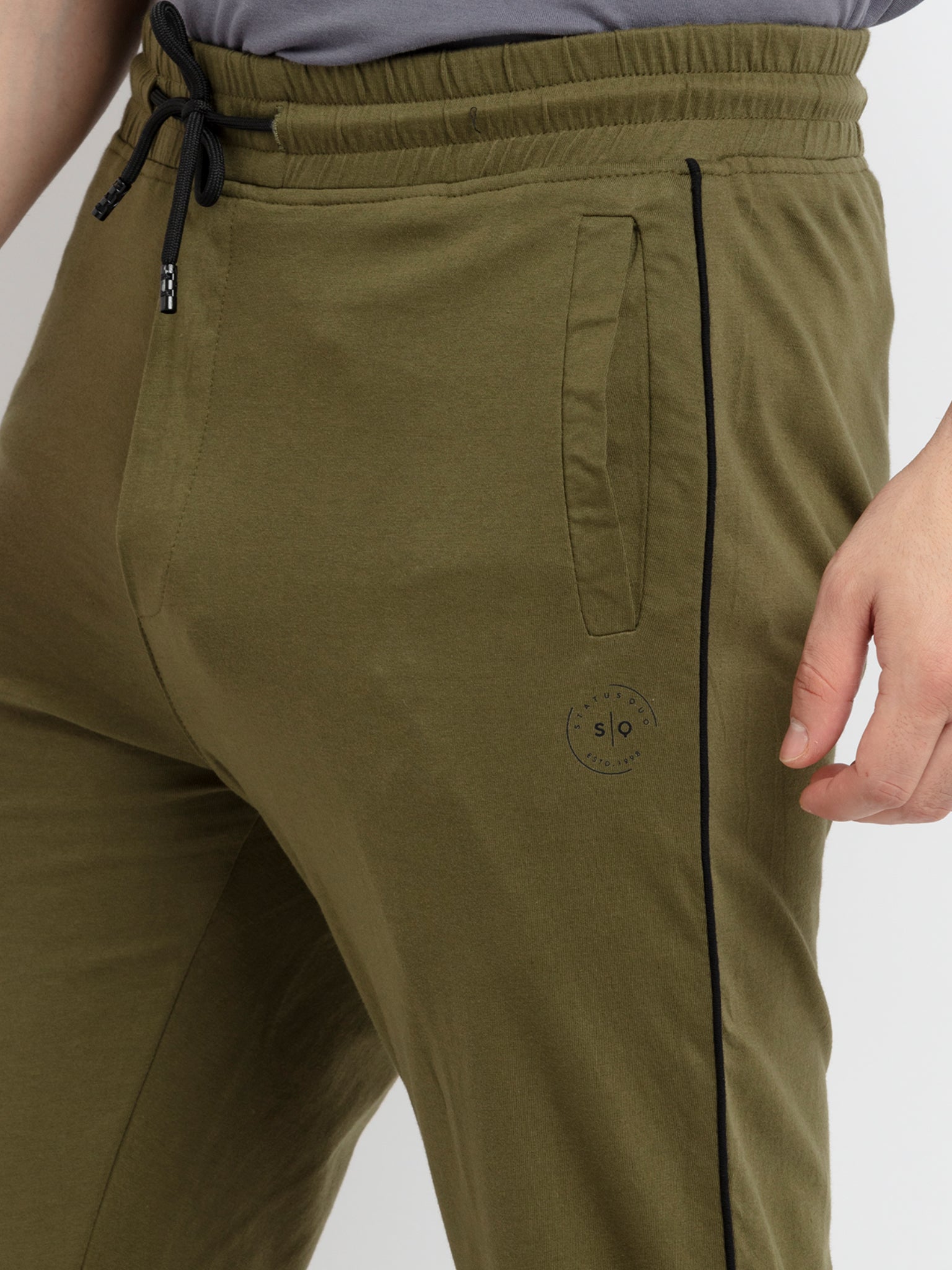 sports track pants