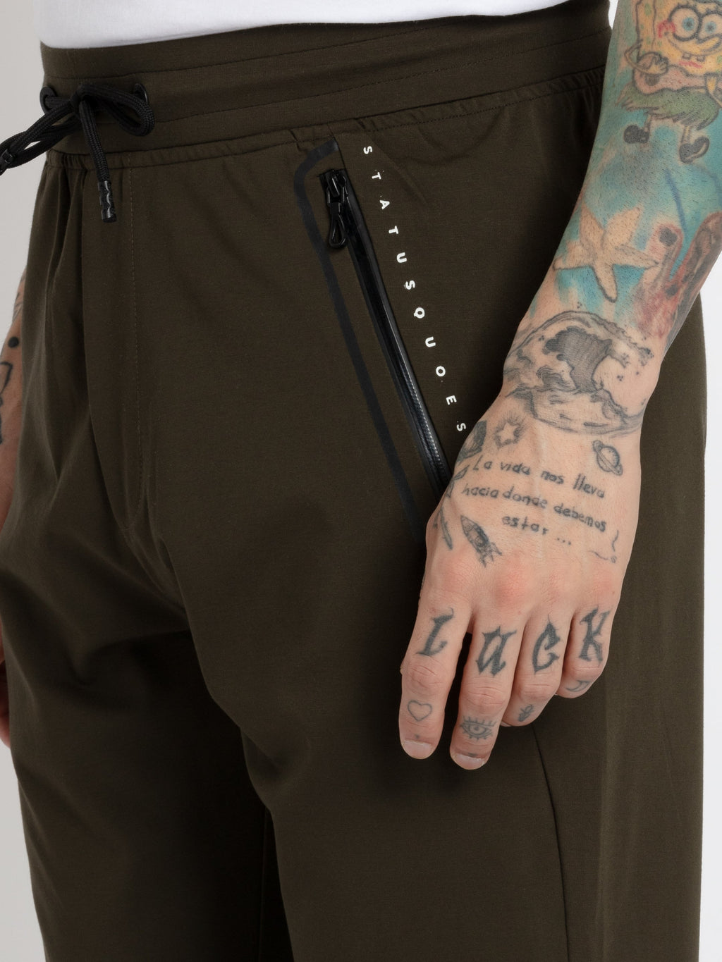 sports track pants