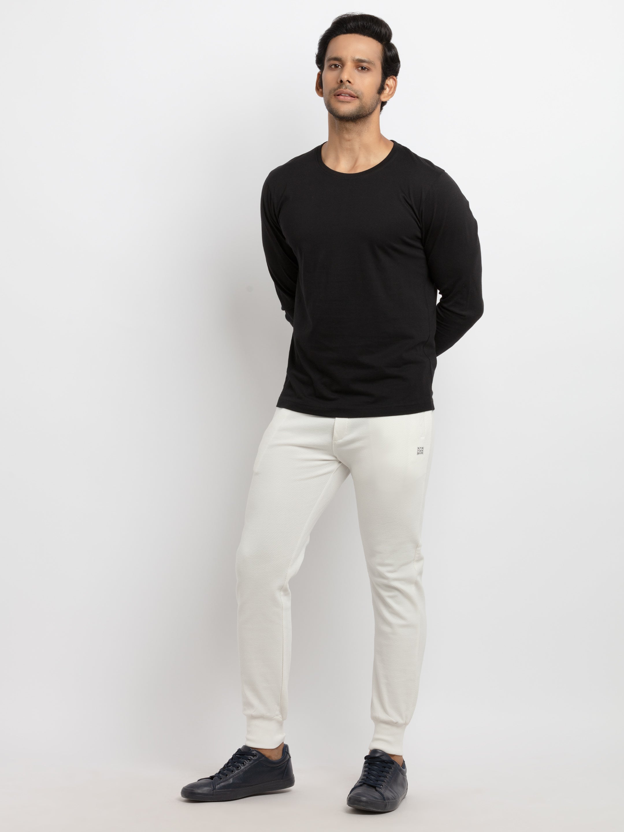 sports joggers