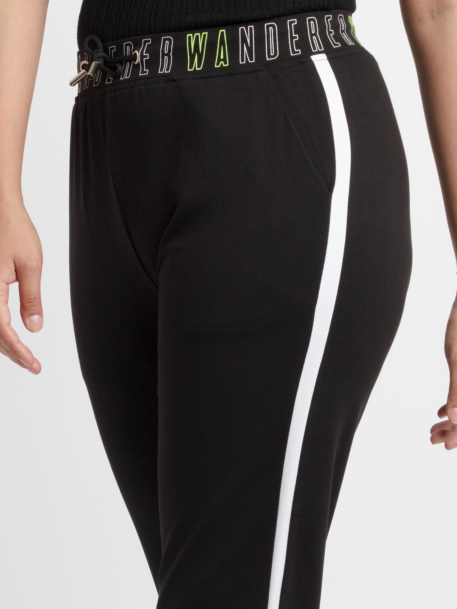 regular fit pants