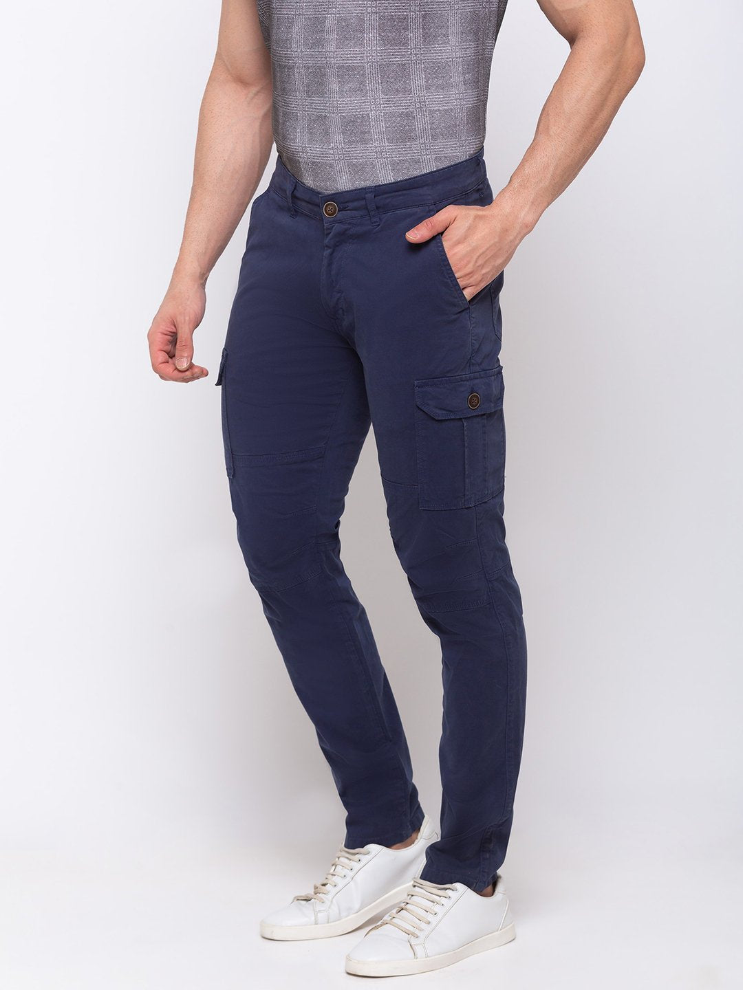 Solid Regular Fit Cargo Pant Secondary image